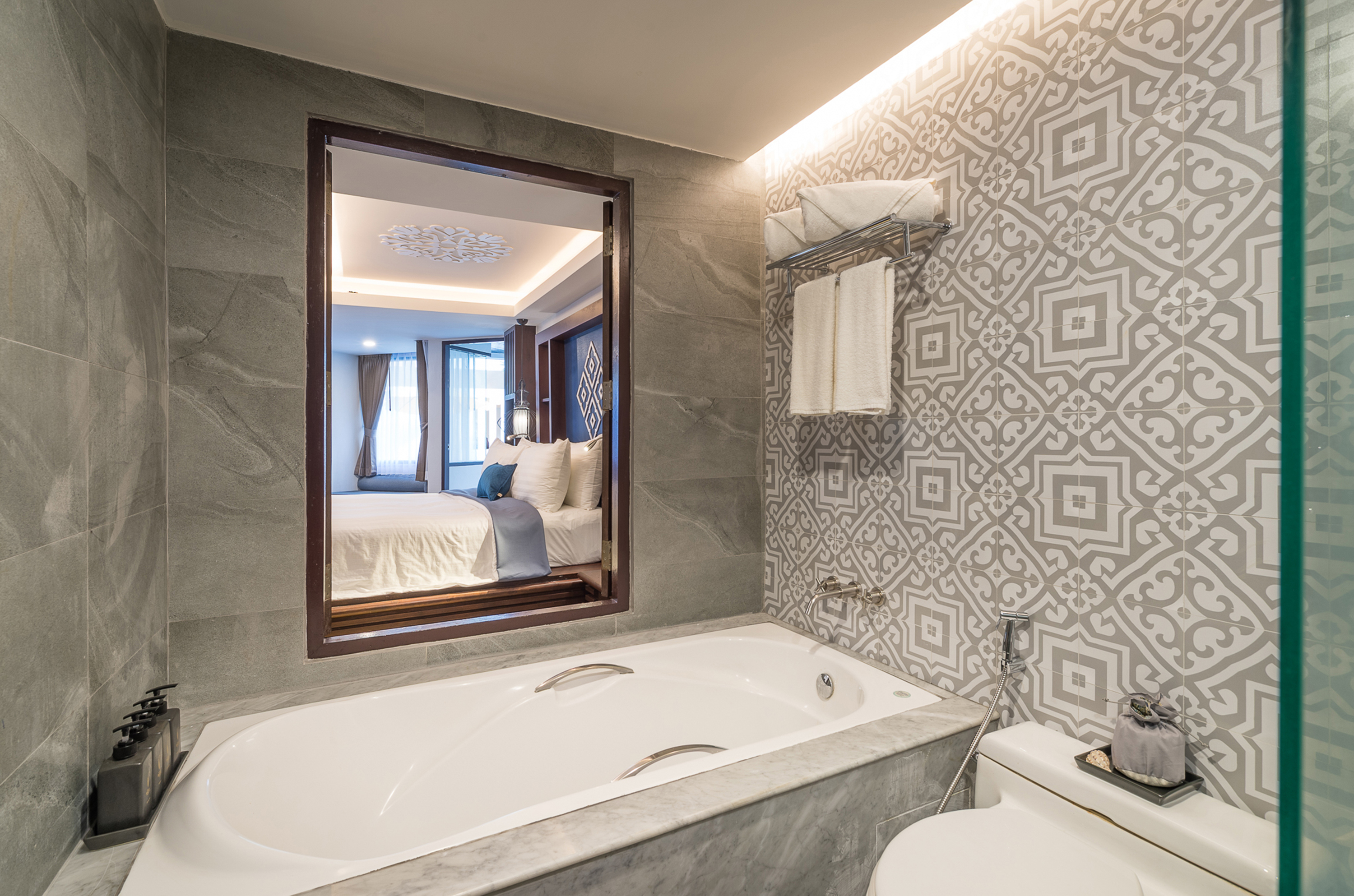 Double Deluxe Pool View