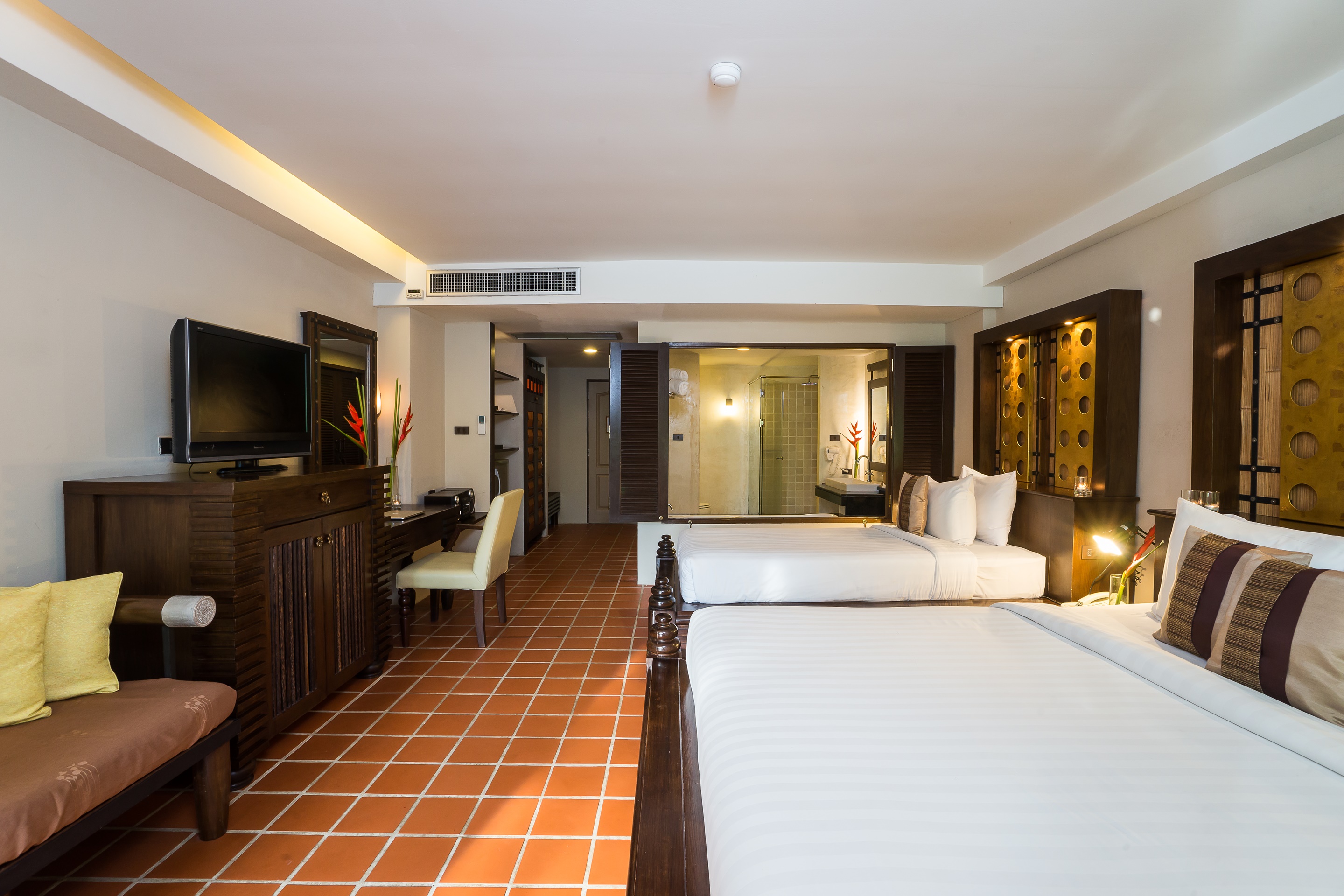 Double or Twin Standard