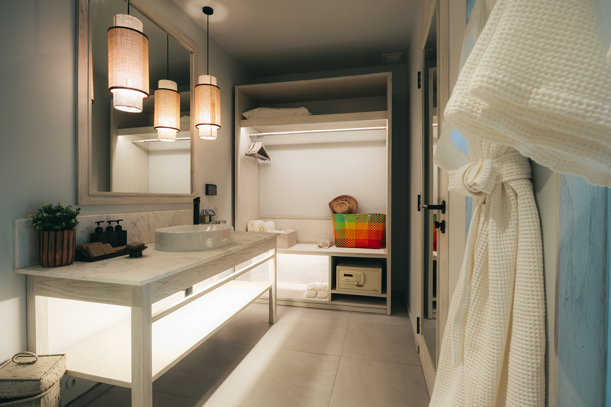 Junior Suite Beach Front