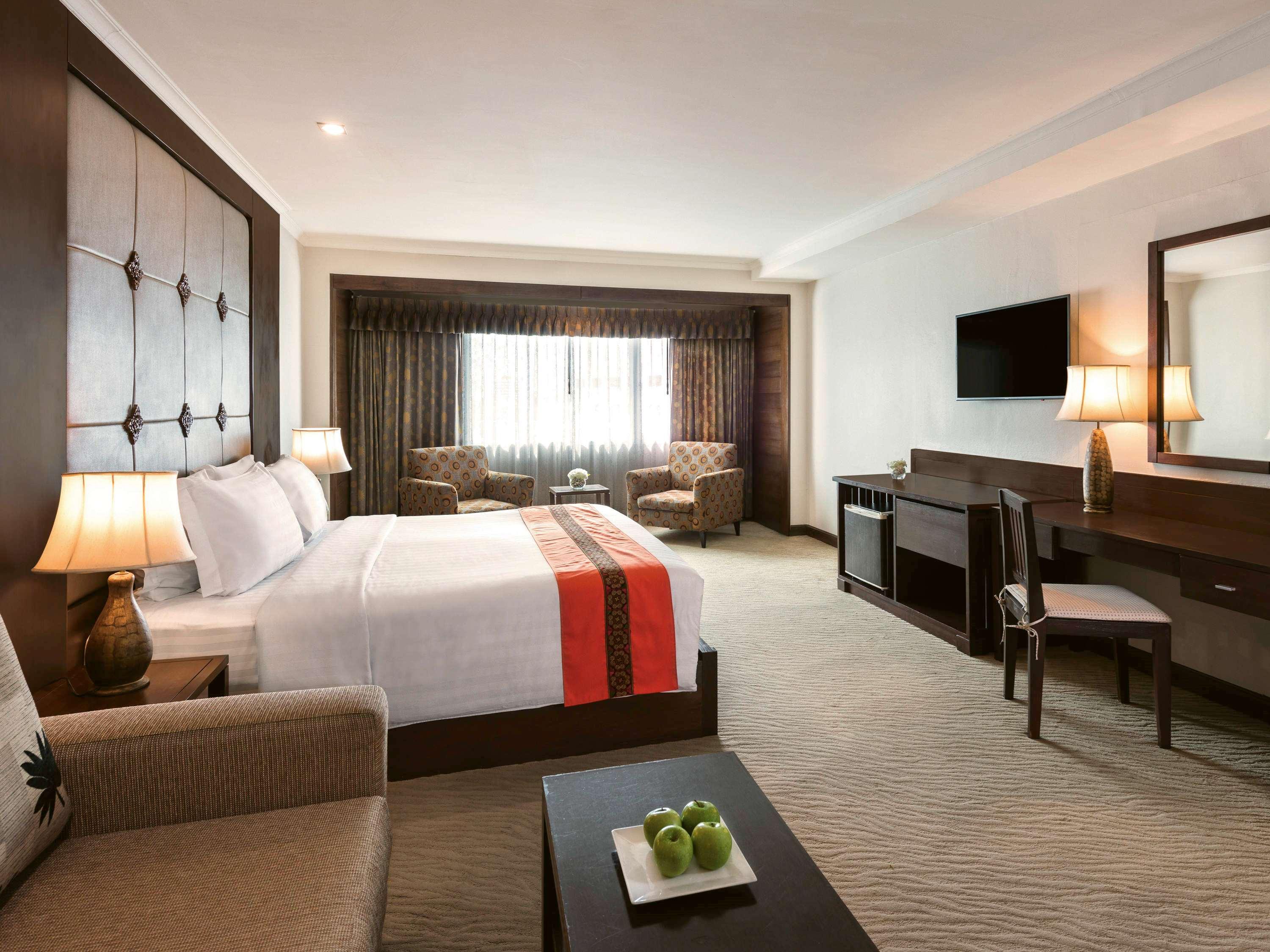 Room Premium King Bed