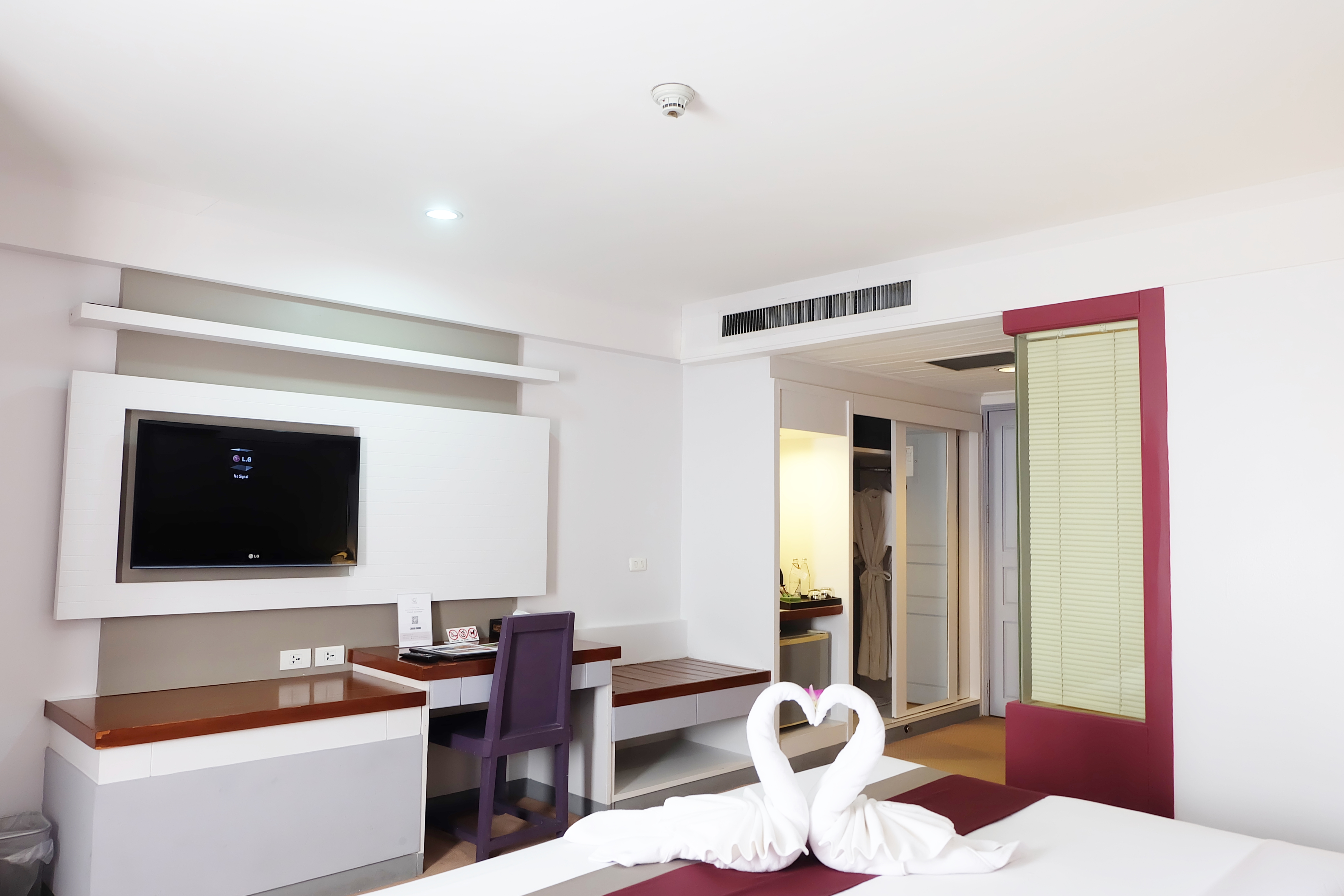 Double or Twin Deluxe