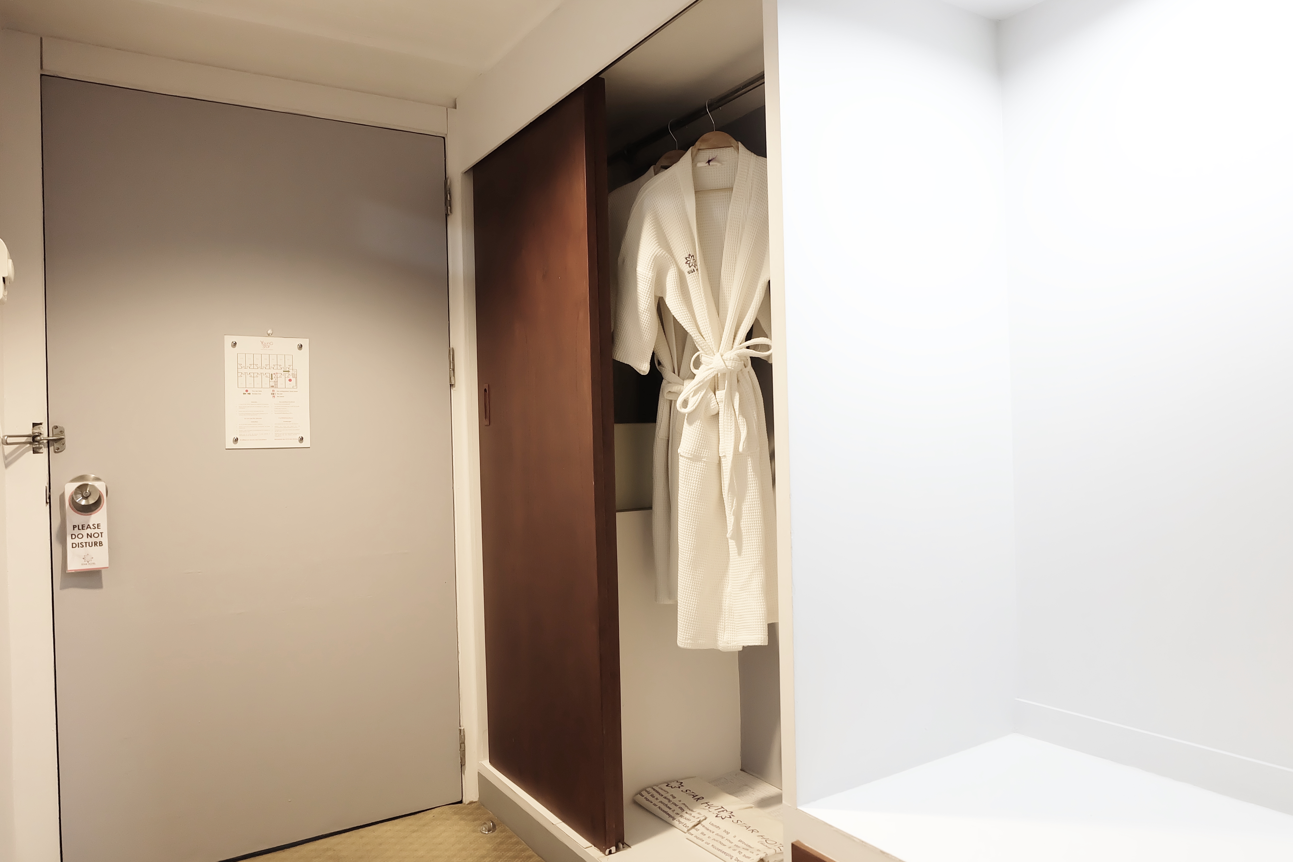 Double or Twin Deluxe