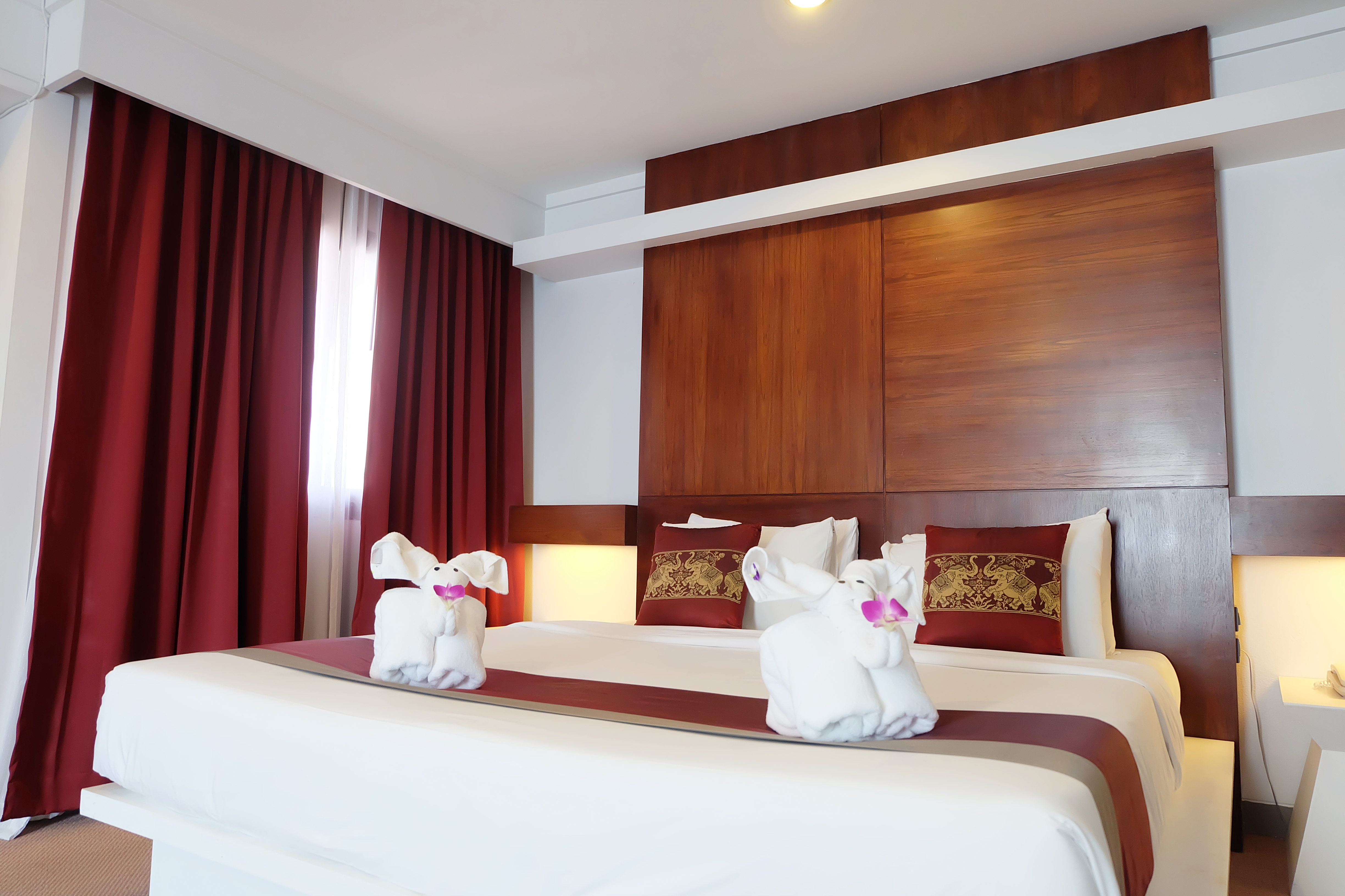 Double or Twin Deluxe