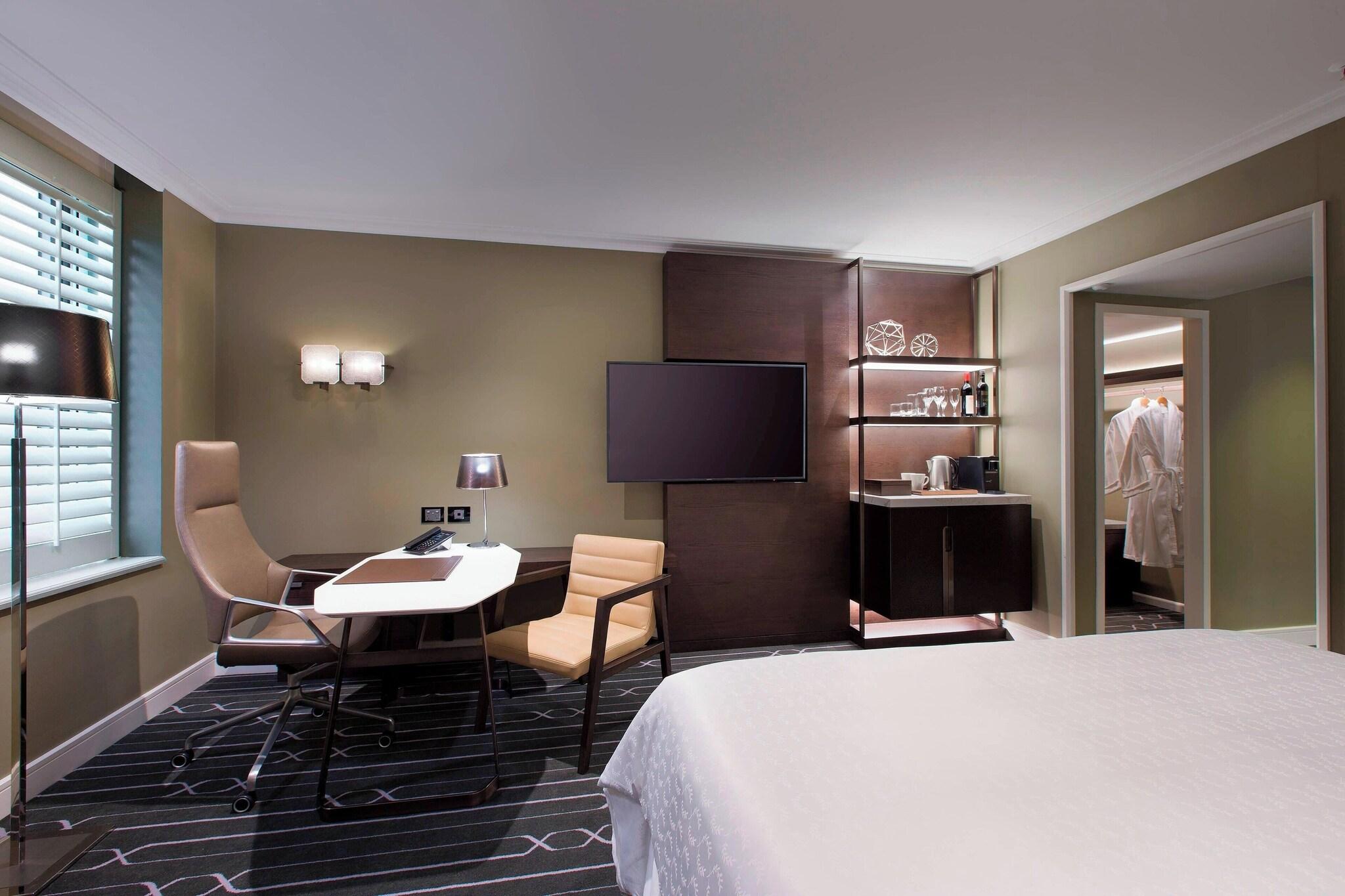 Double King Size Bed