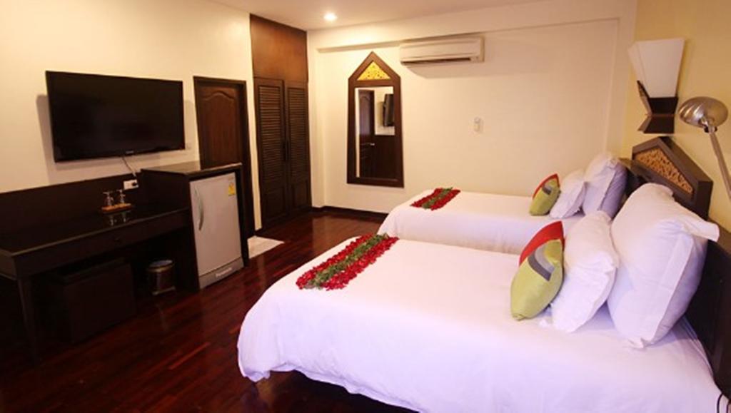 Bungalow Garden View