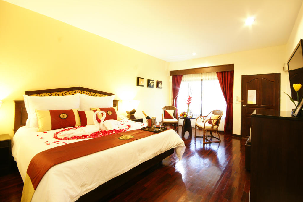 Bungalow Garden View King Bed