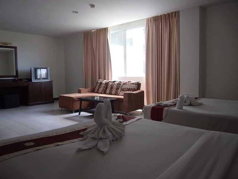 Family Room Two Queen Beds