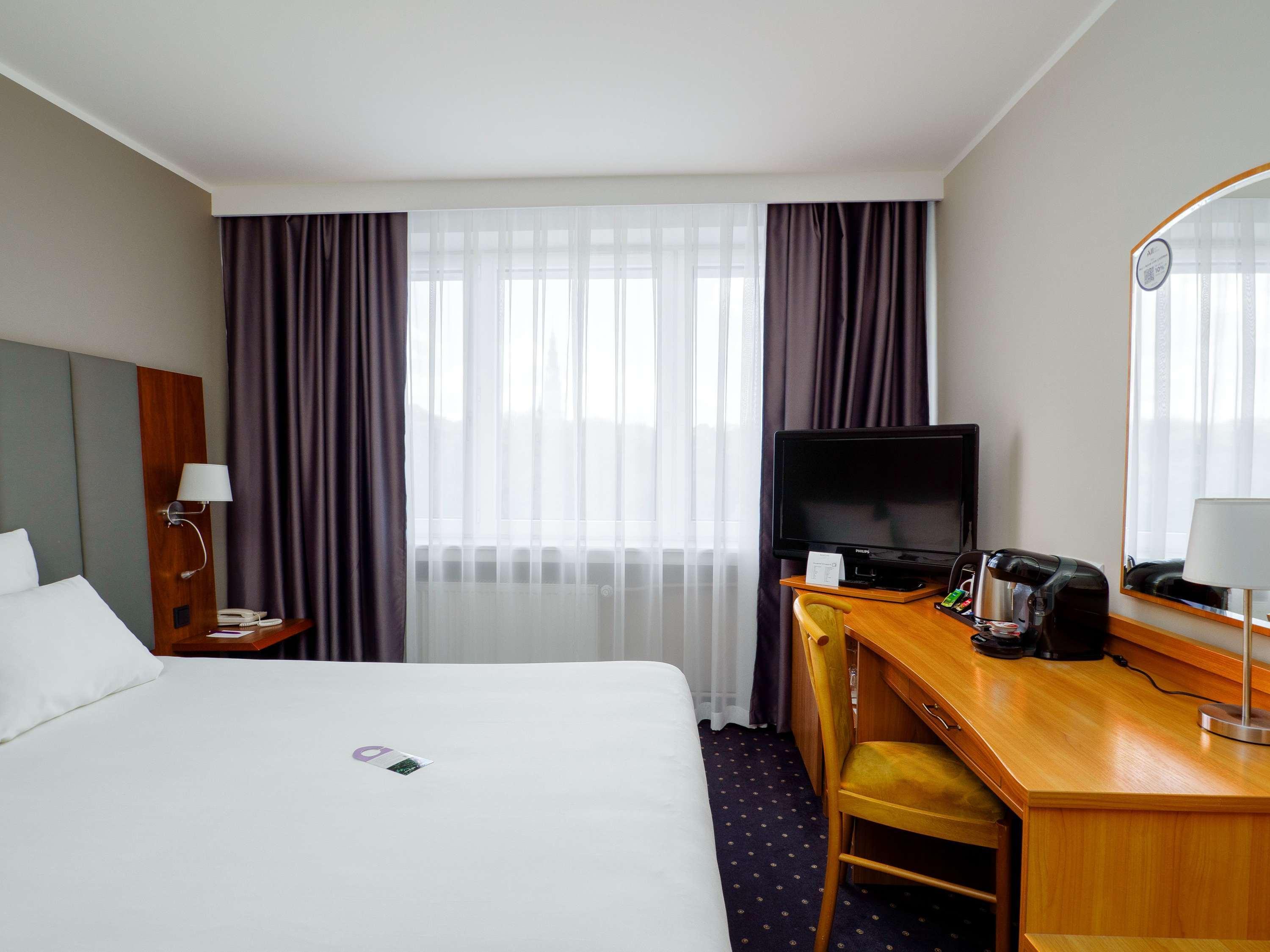 Single King Size Bed