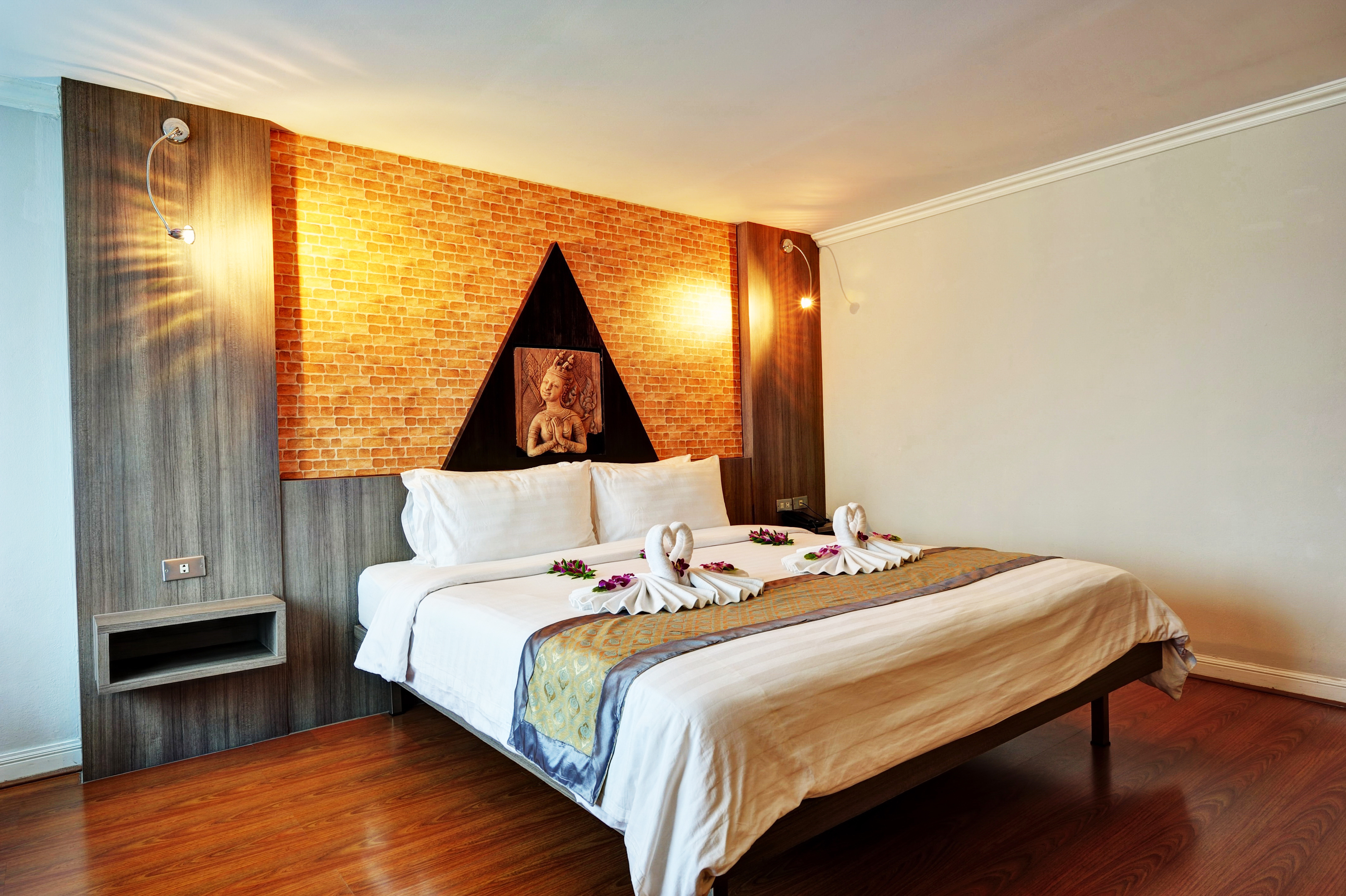 Double or Twin Deluxe