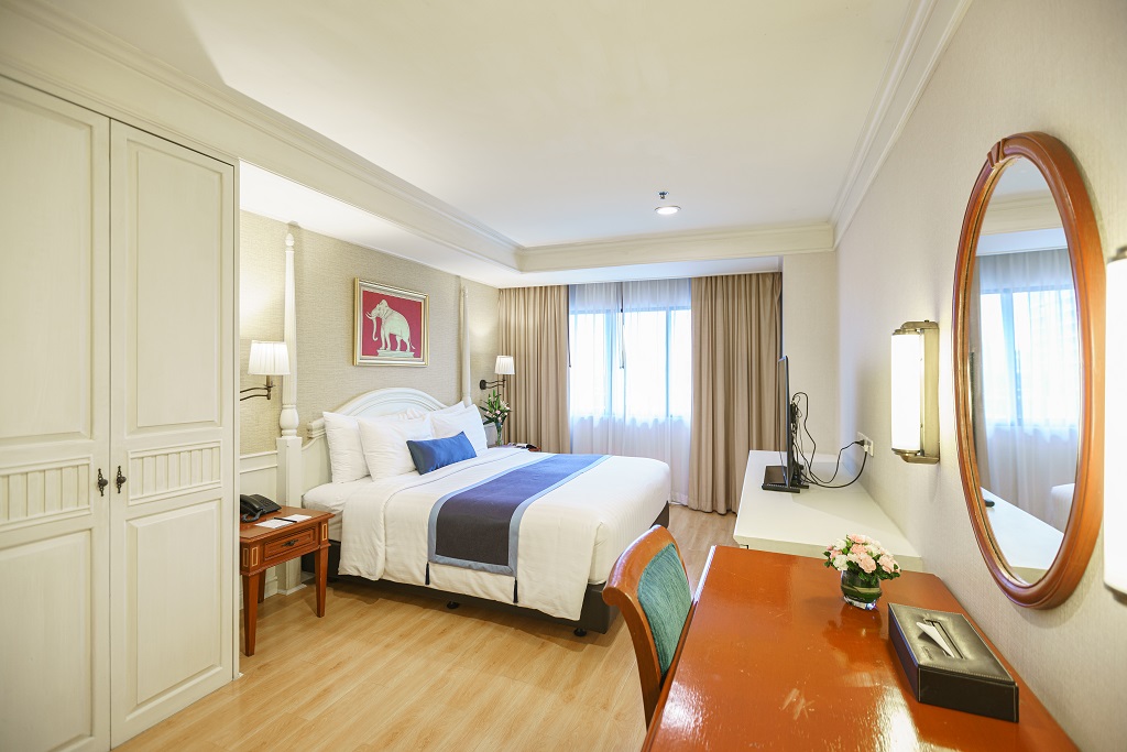 Family Room One Bedroom