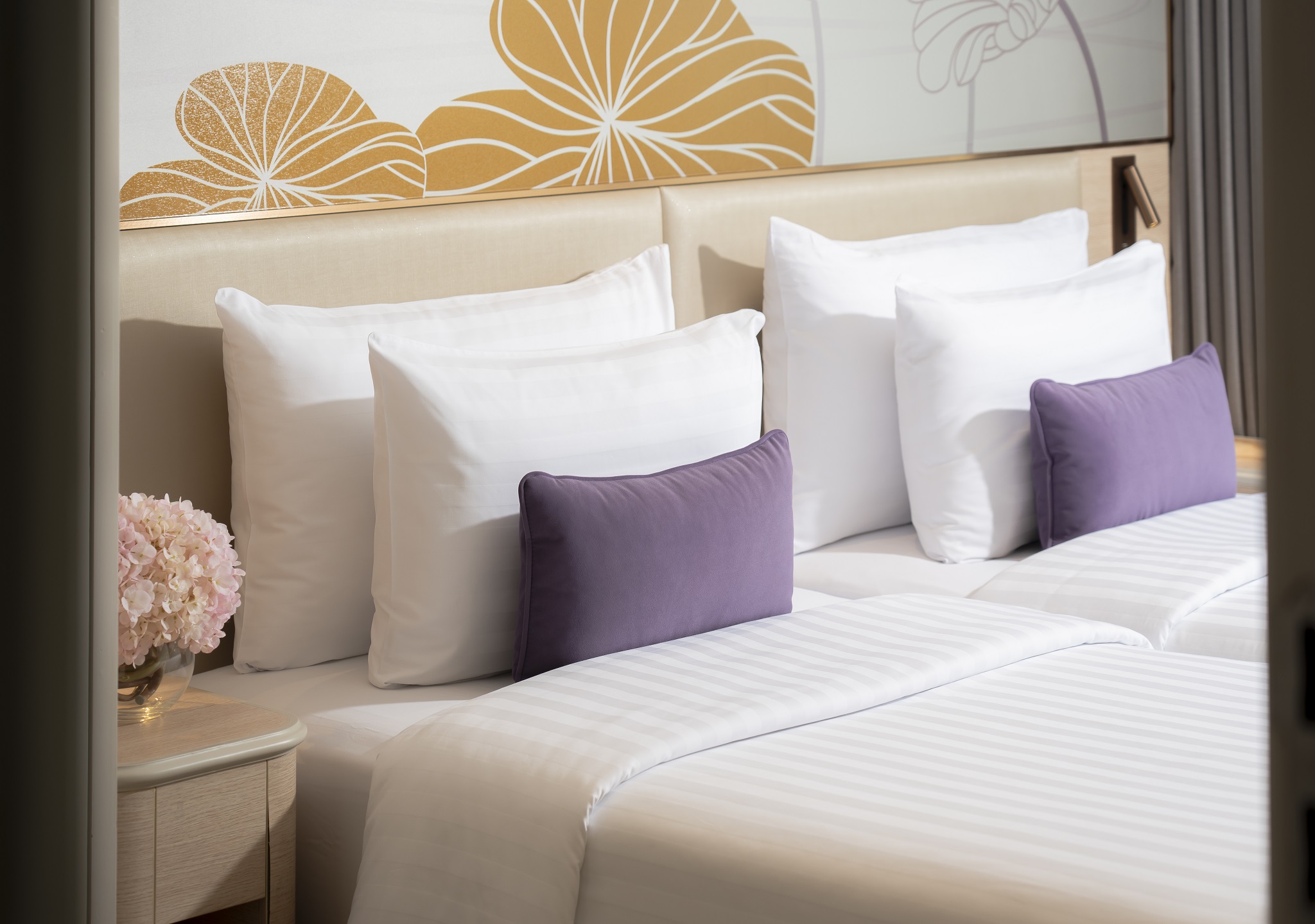 Family Room Lake View