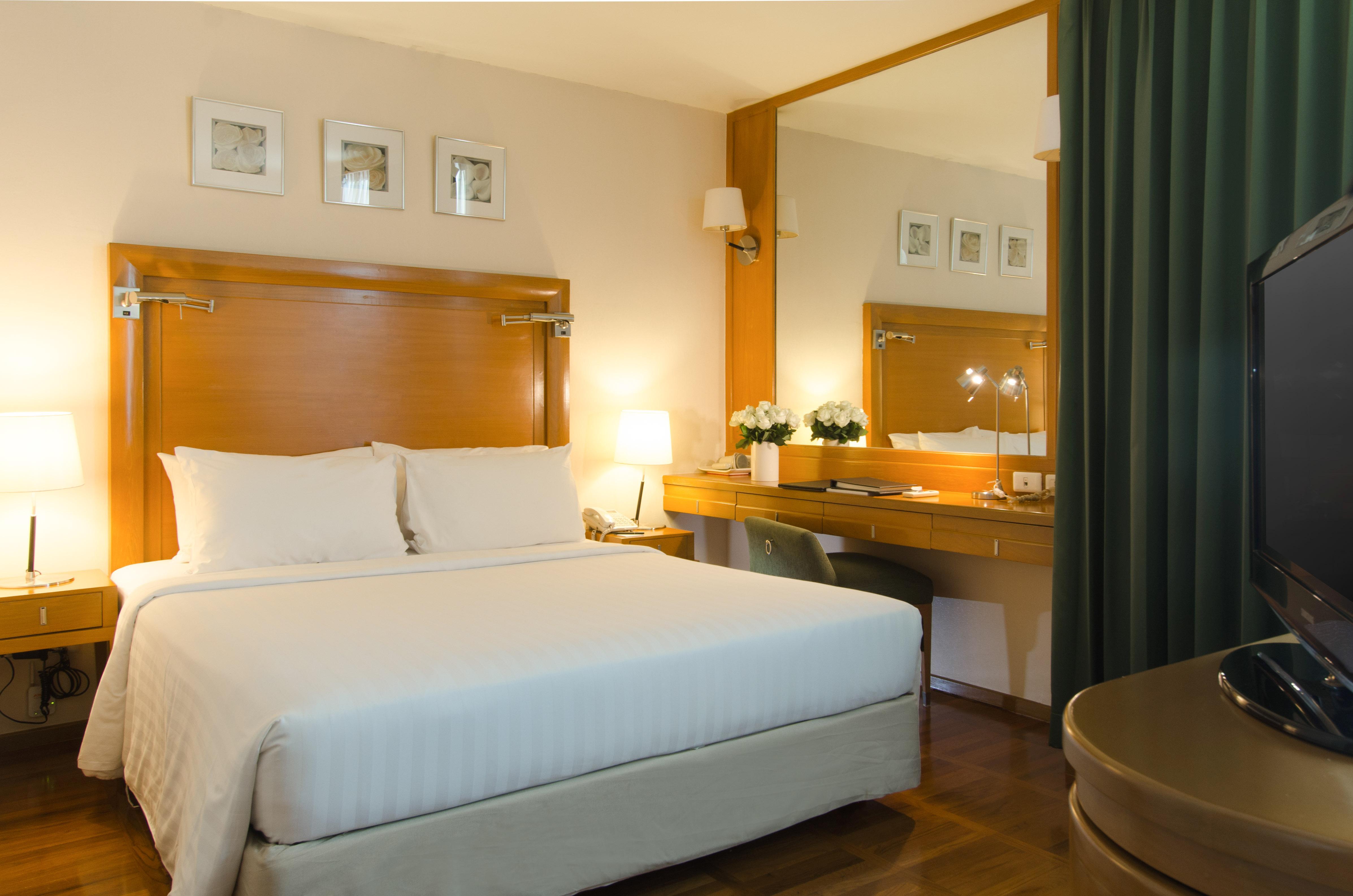 Double or Twin Deluxe