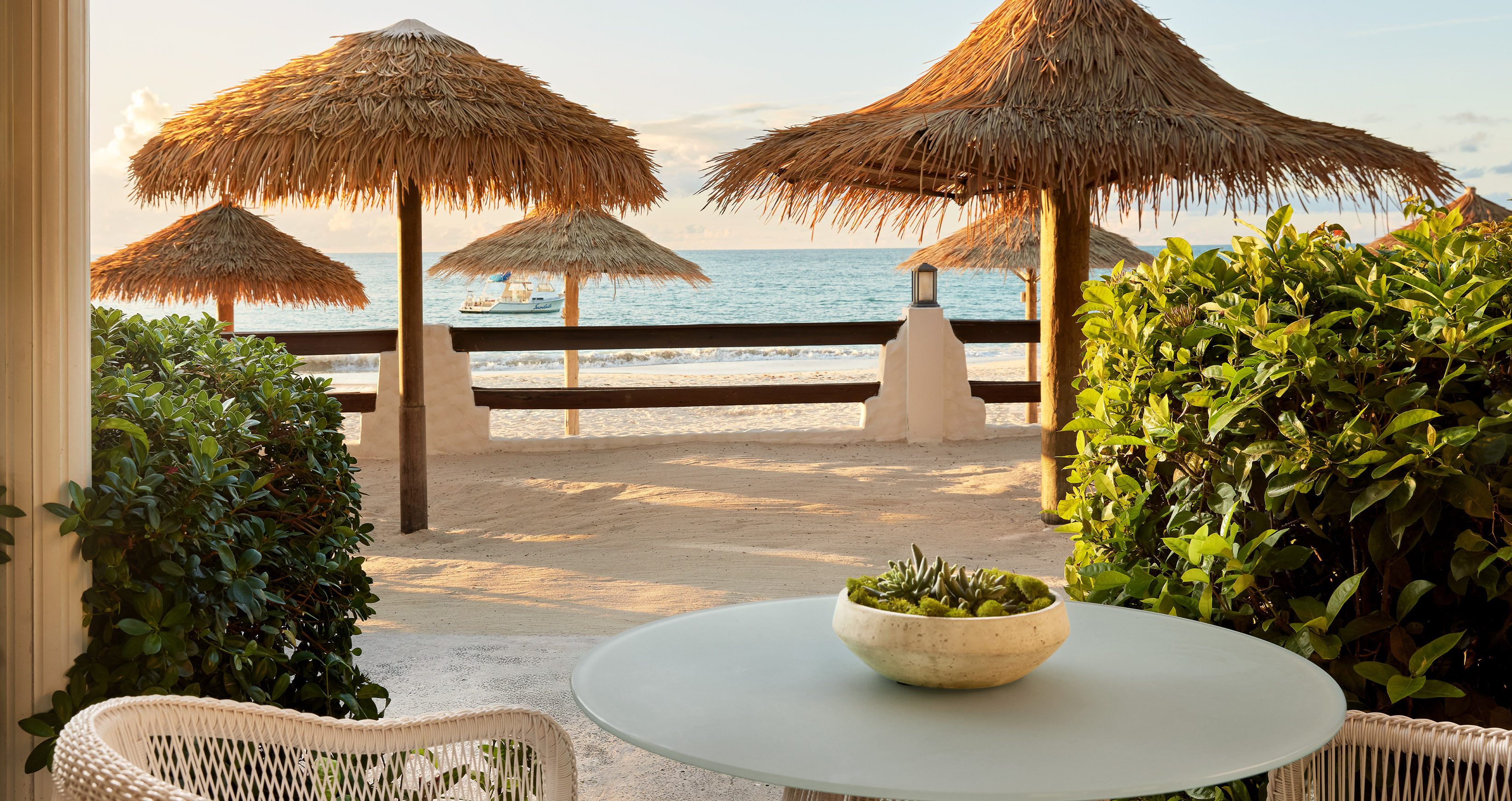 Room Club Beach Front