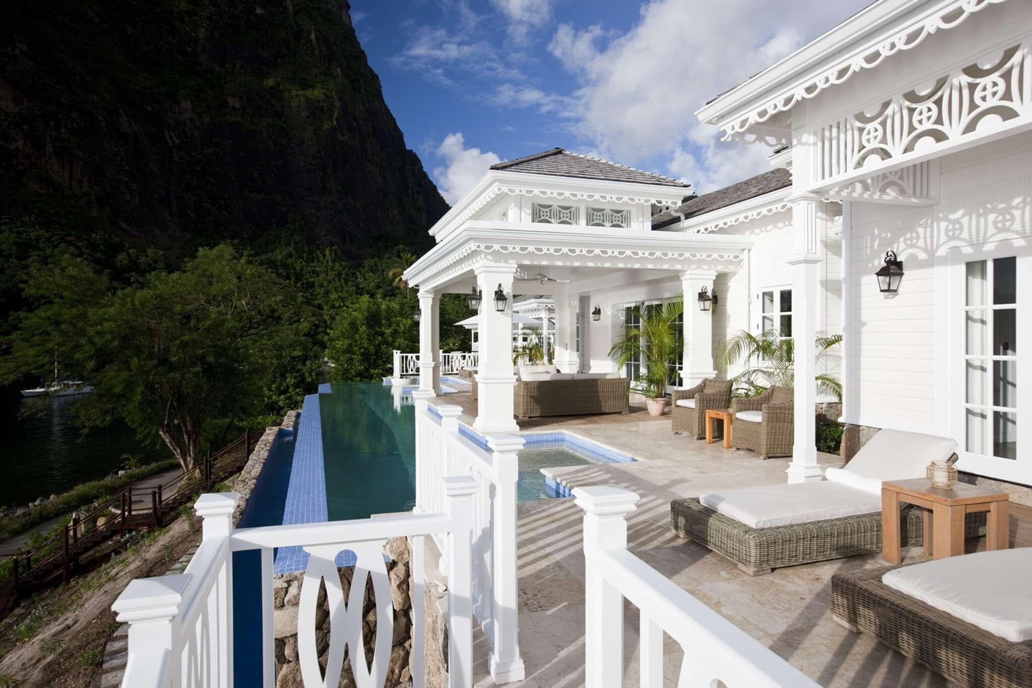 Apartment King Size Bed