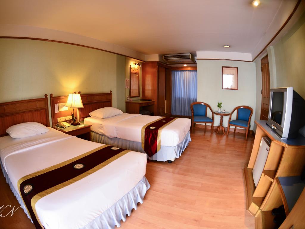 Double or Twin Deluxe