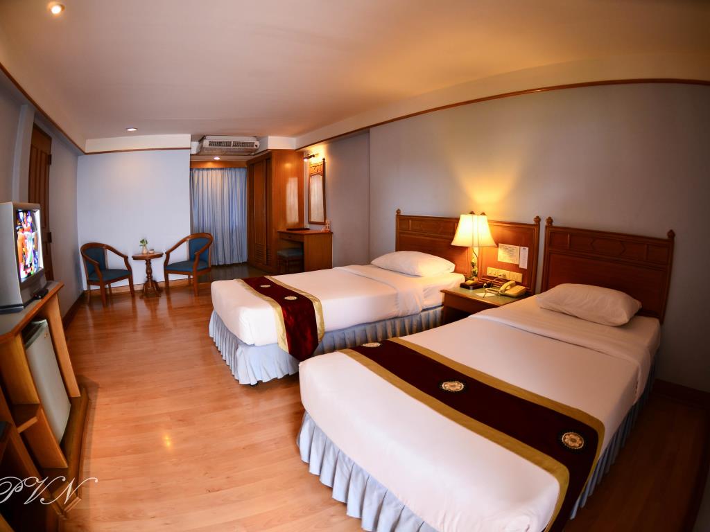 Double or Twin Deluxe