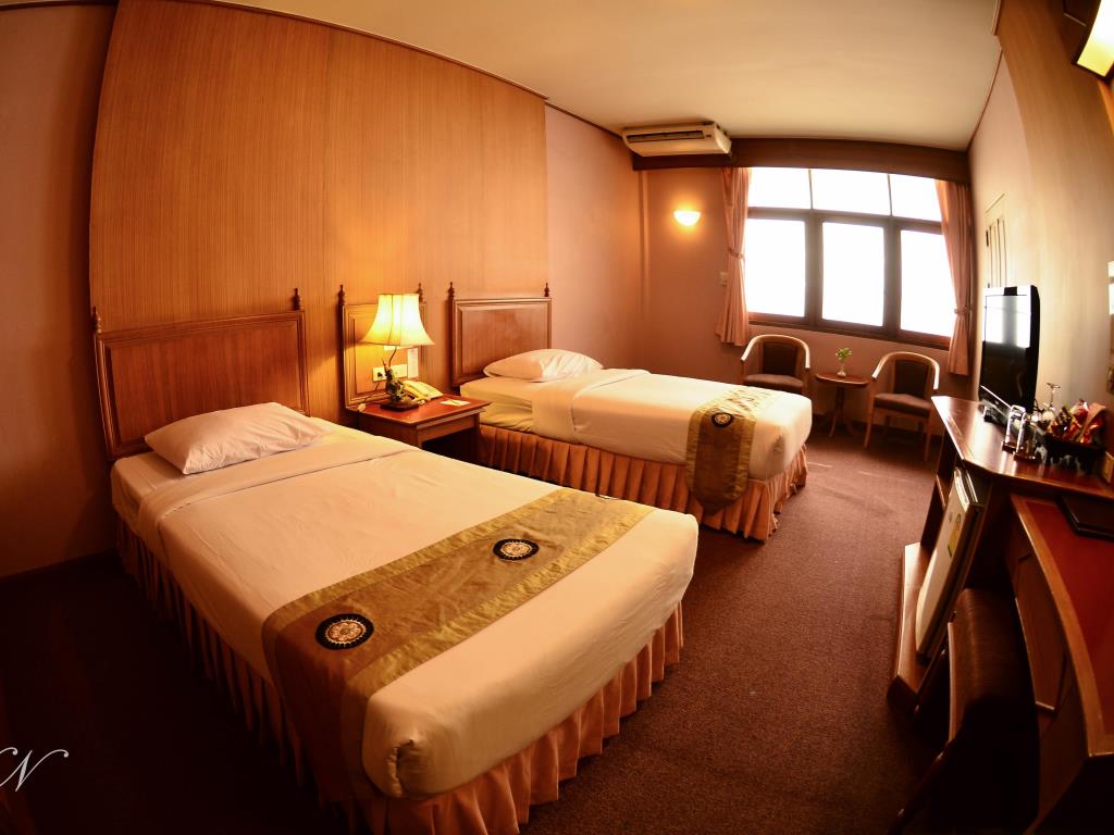 Double or Twin Standard