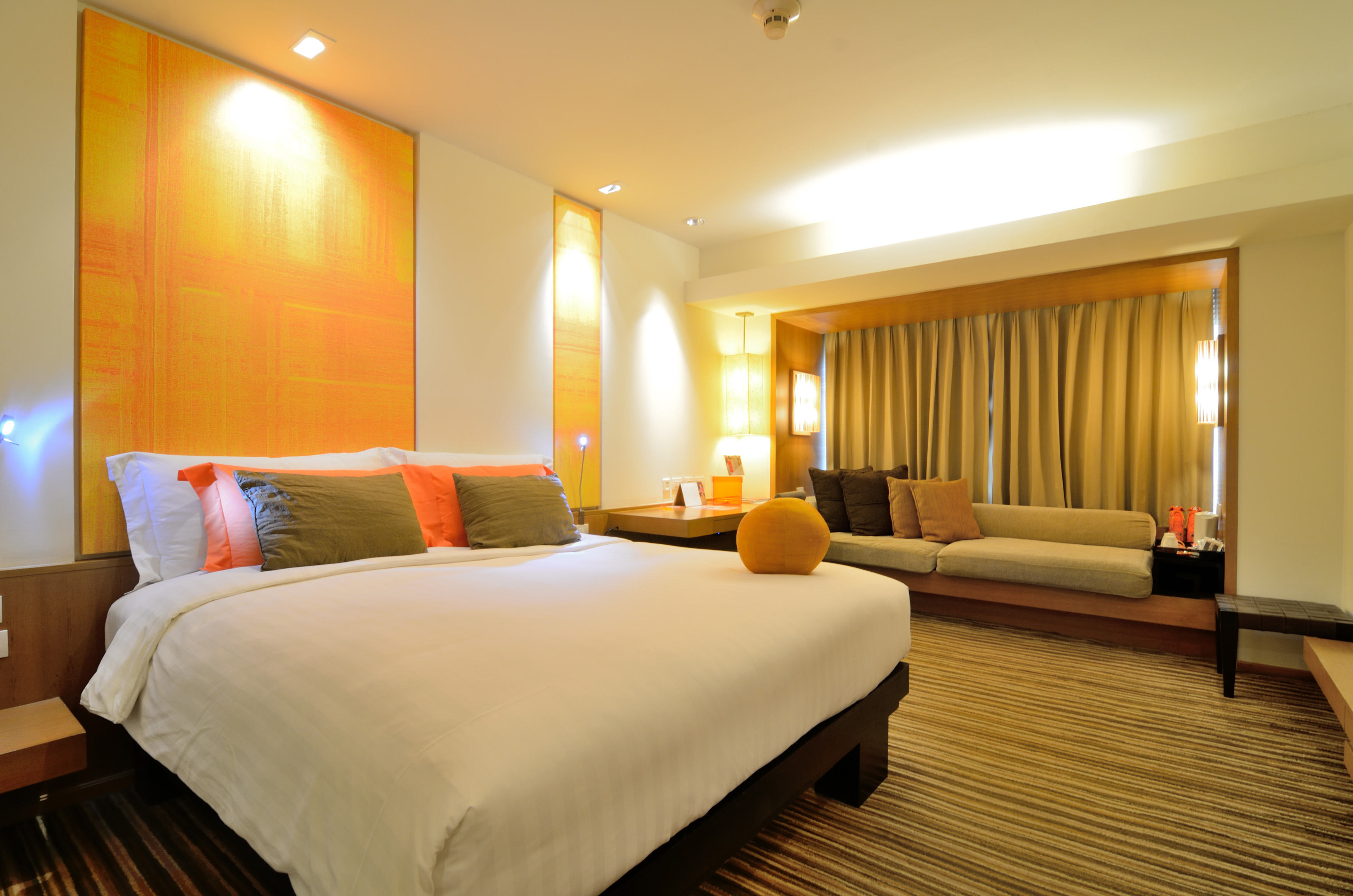 Studio King Size Bed