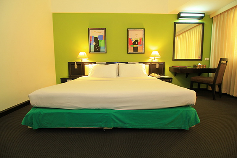 Double or Twin Deluxe