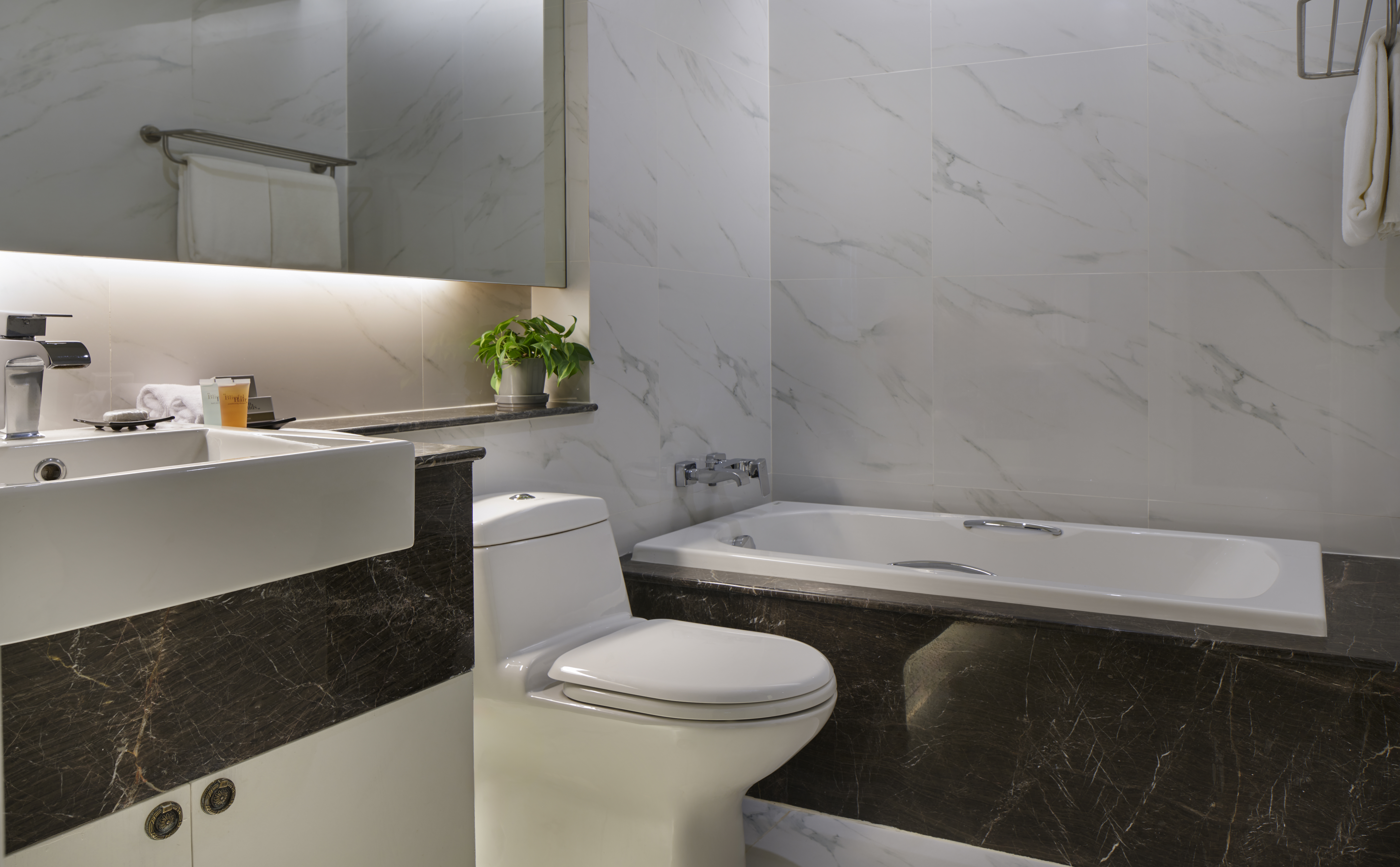 Double or Twin One Bedroom