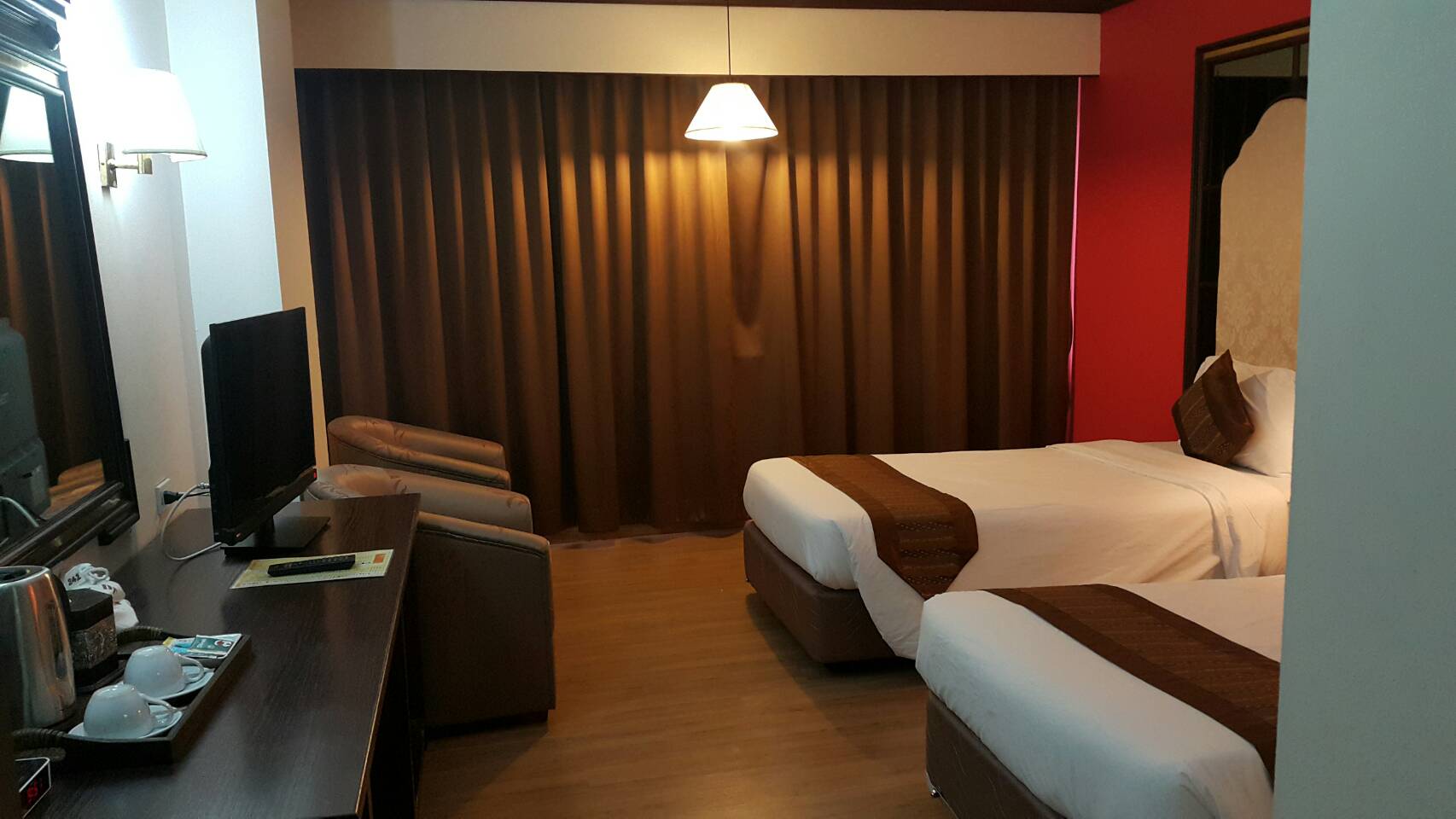 Double or Twin Deluxe