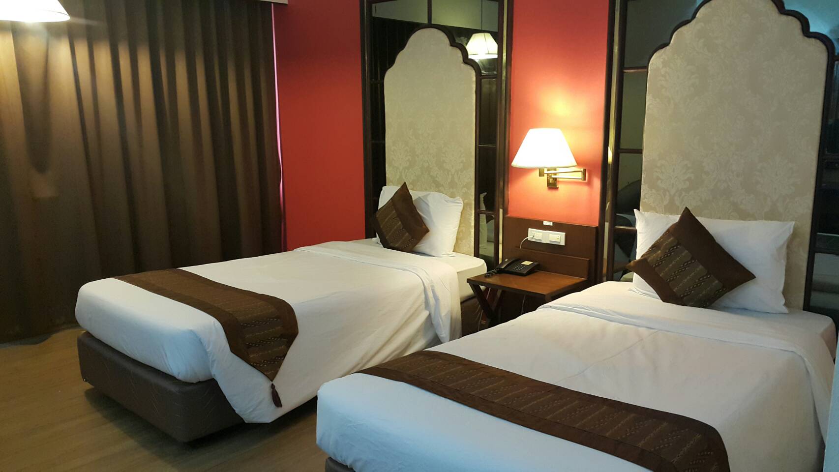 Double or Twin Deluxe