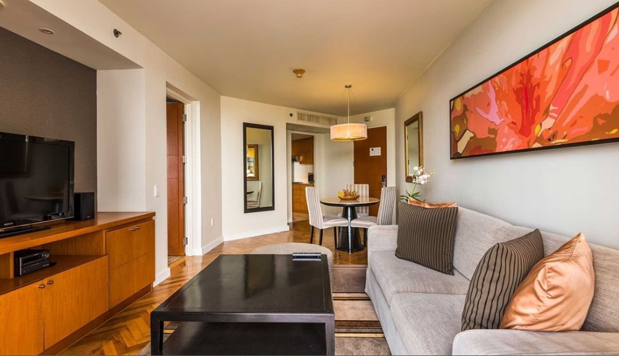 Twin Deluxe One Bedroom