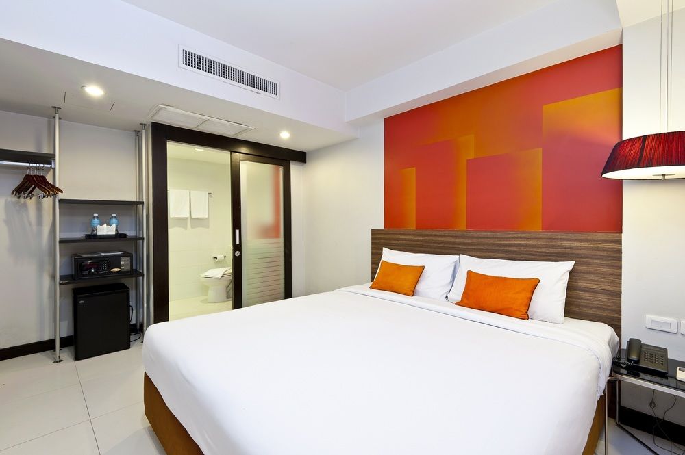 Double or Twin Standard