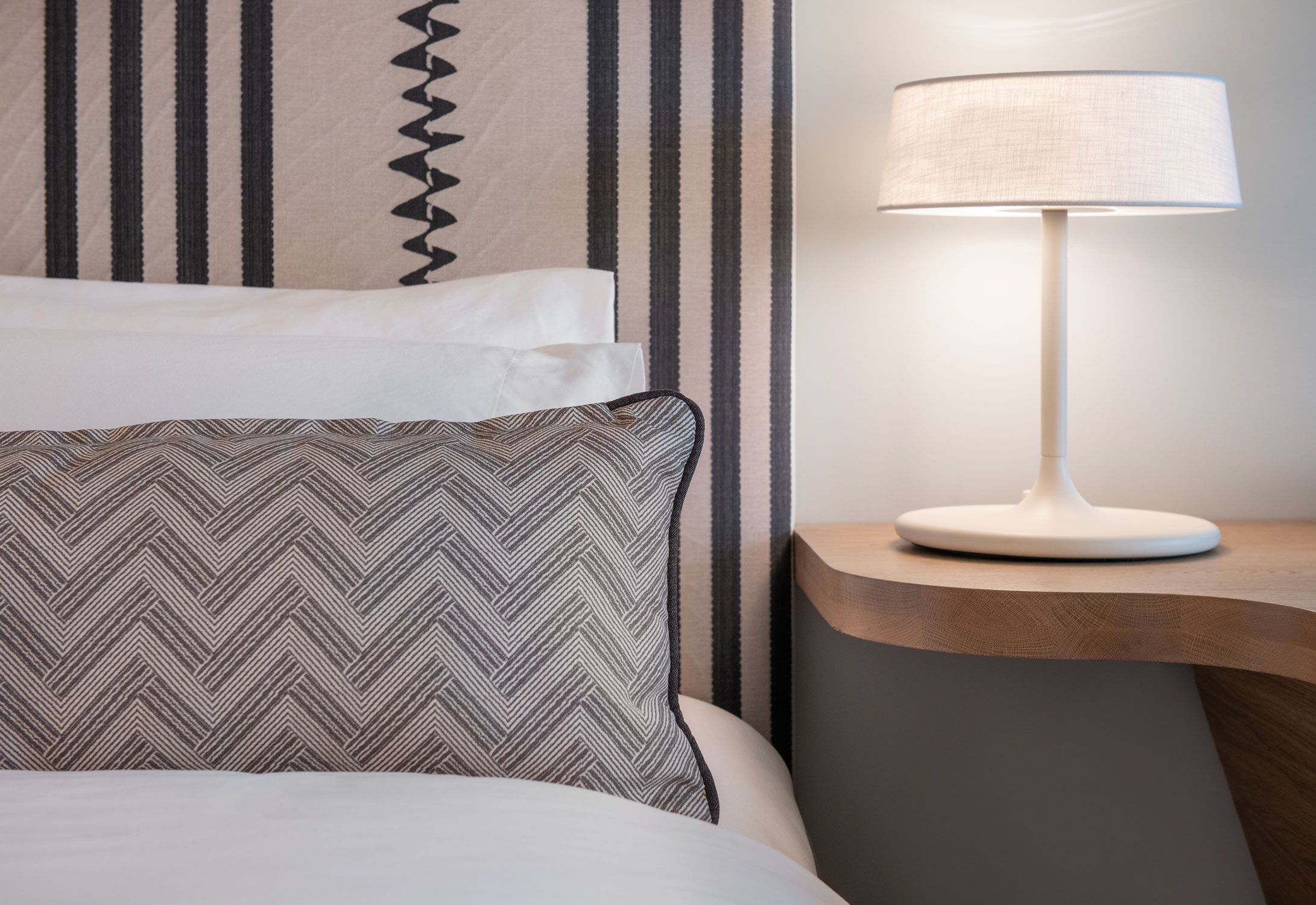 Double King Bed Non Smoking