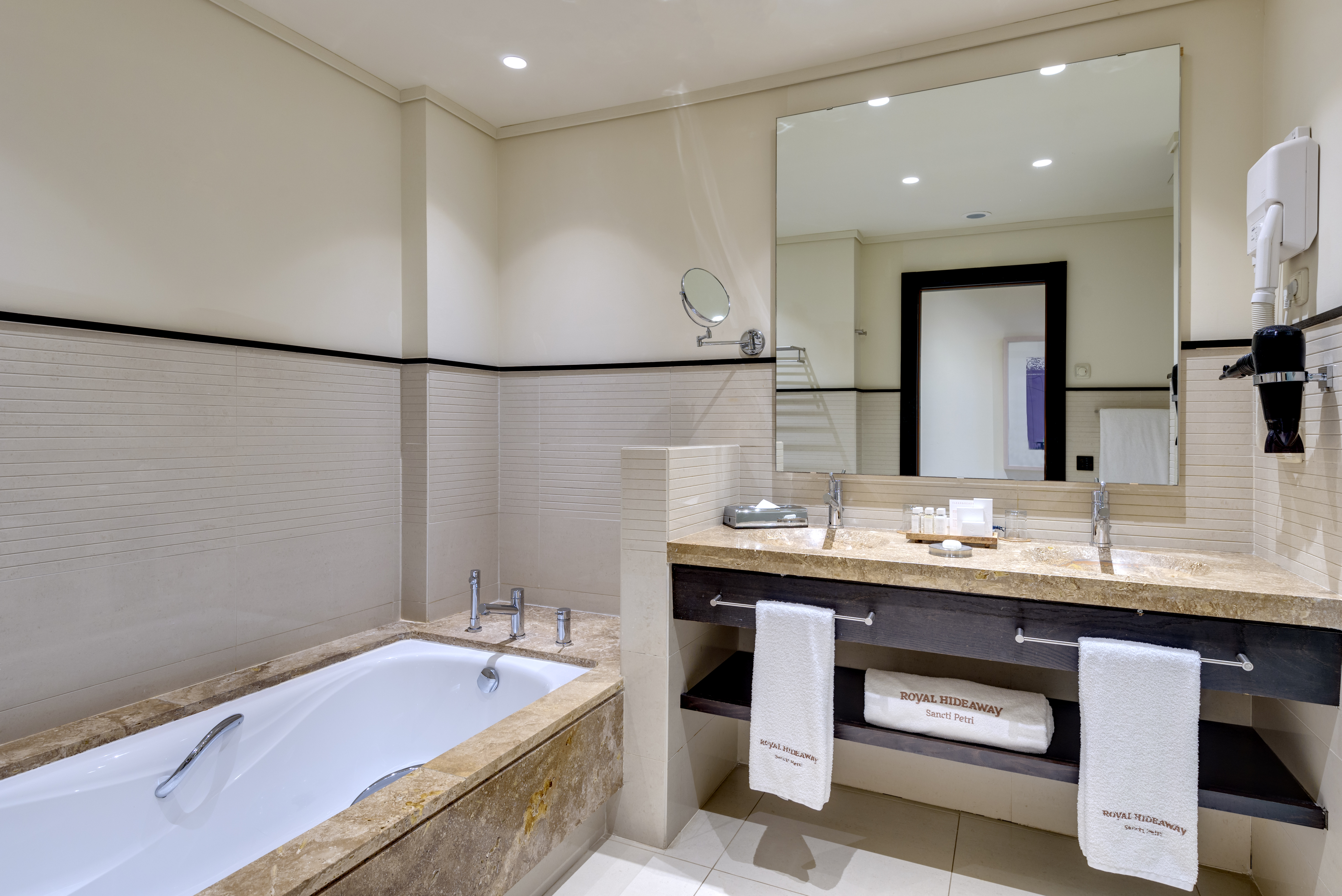 Family Room Superior