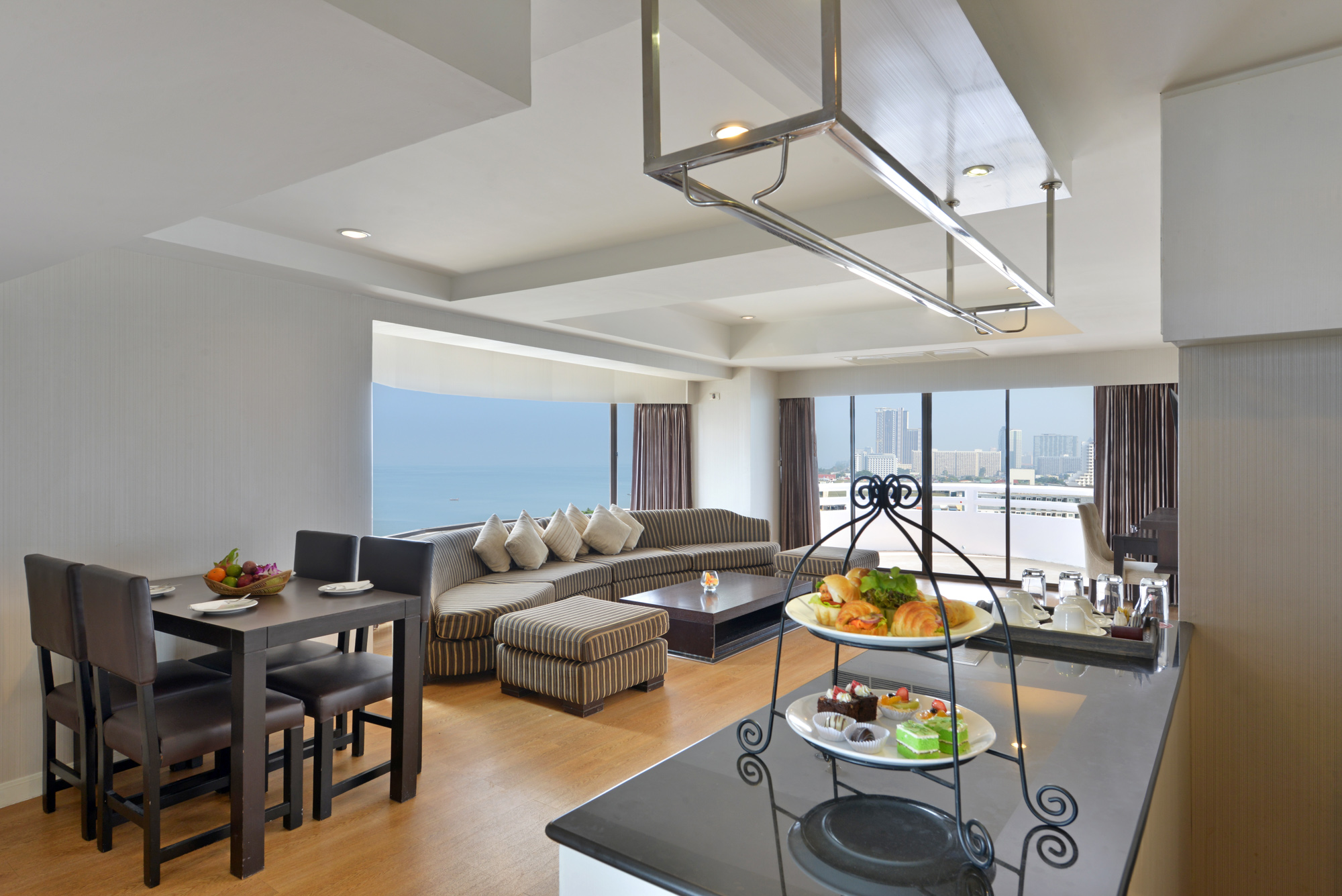 Family Room Ocean View Two Bedrooms