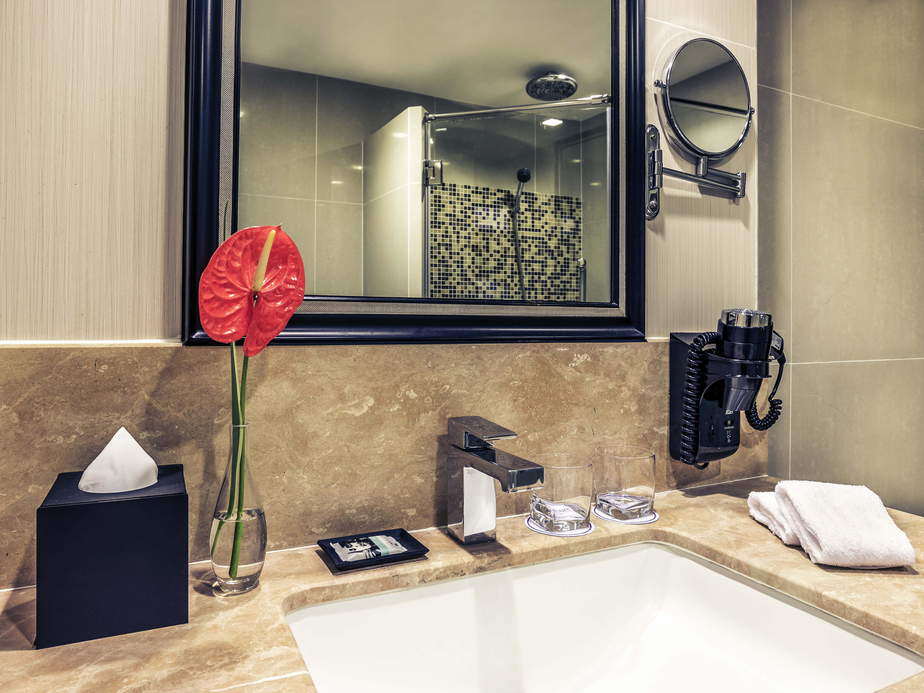 Double Deluxe King Bed