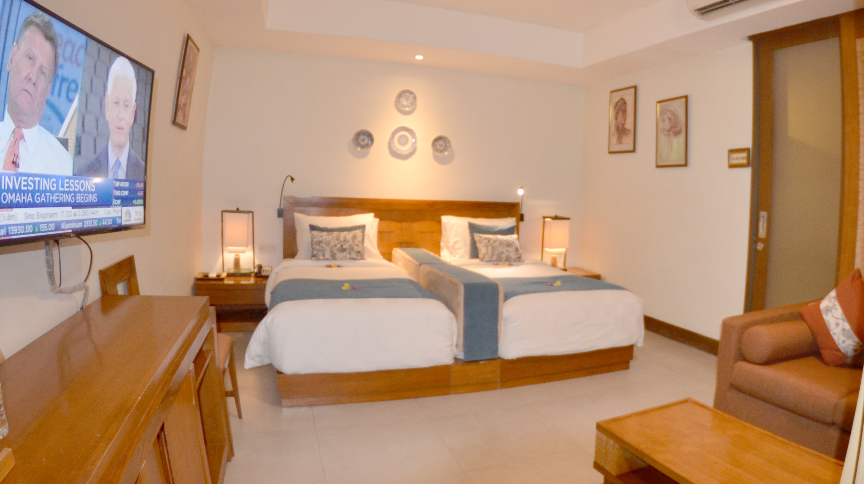 Double or Twin Deluxe