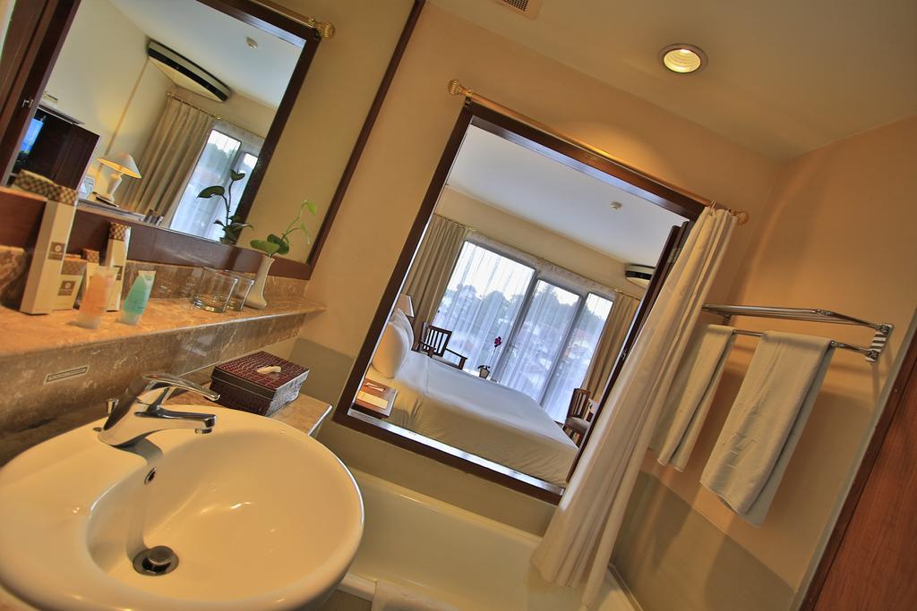 Double Superior Garden View