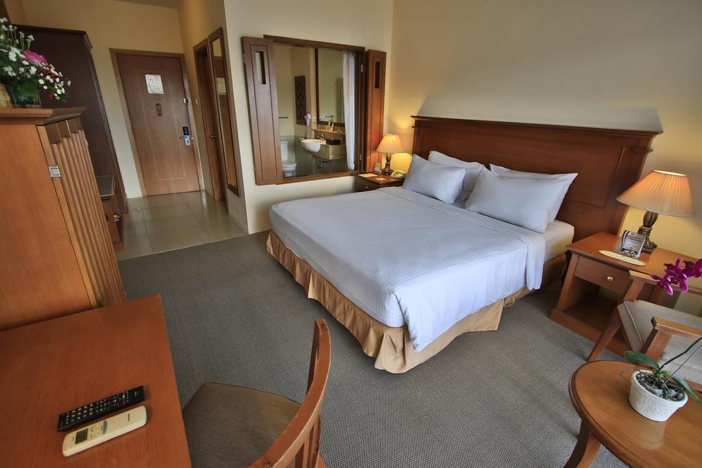 Double Superior Garden View