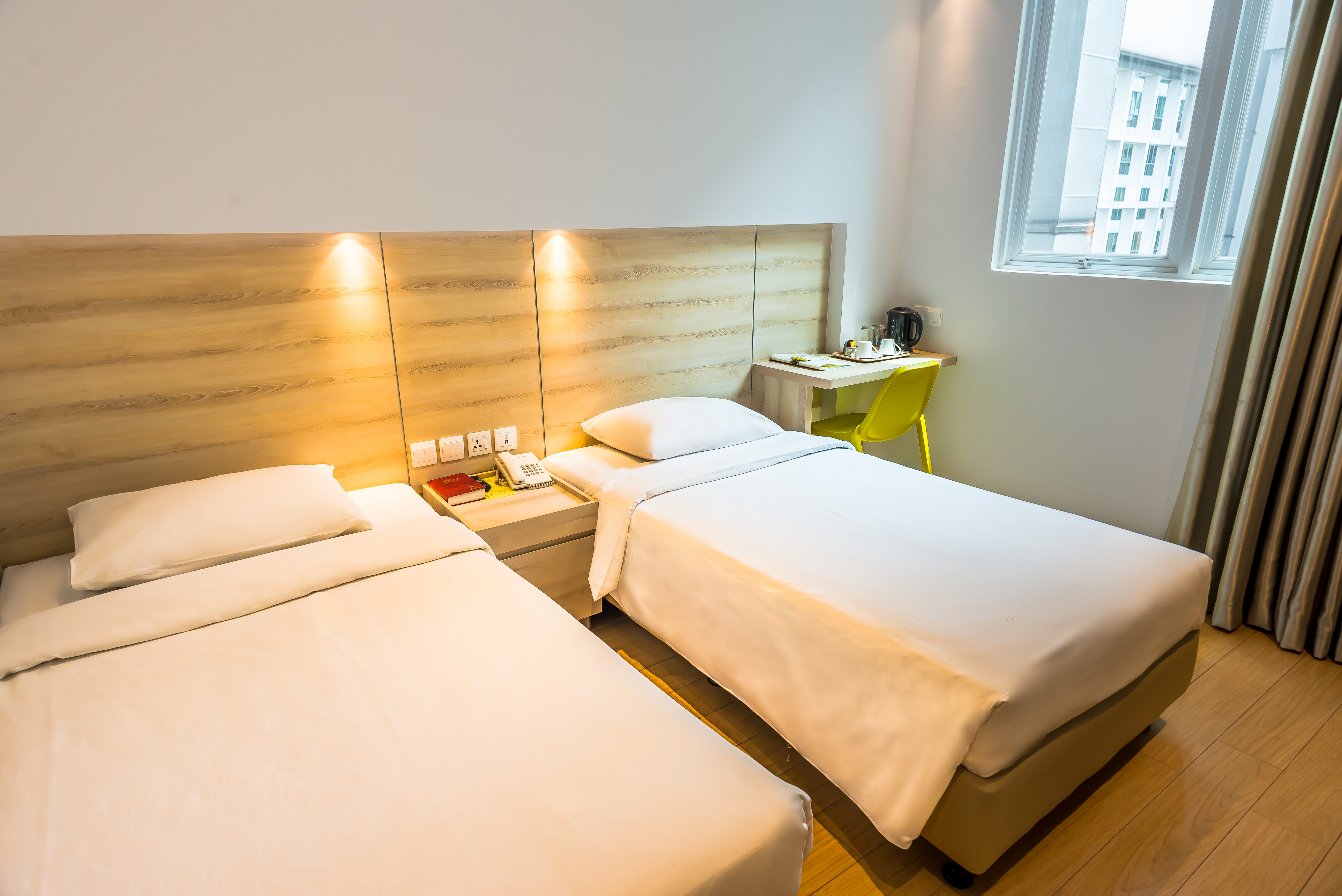 Double or Twin Standard