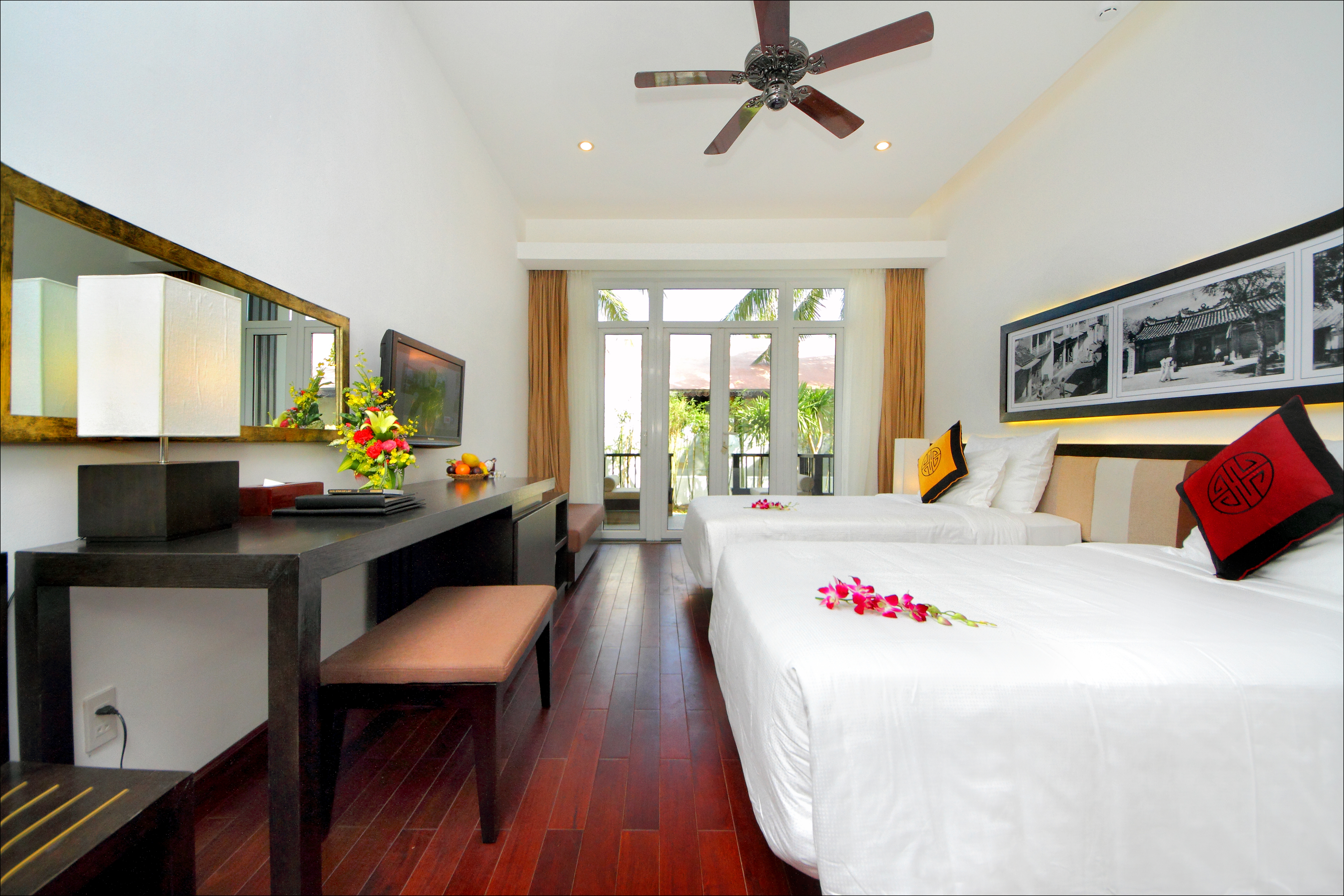 Family Room Garden View