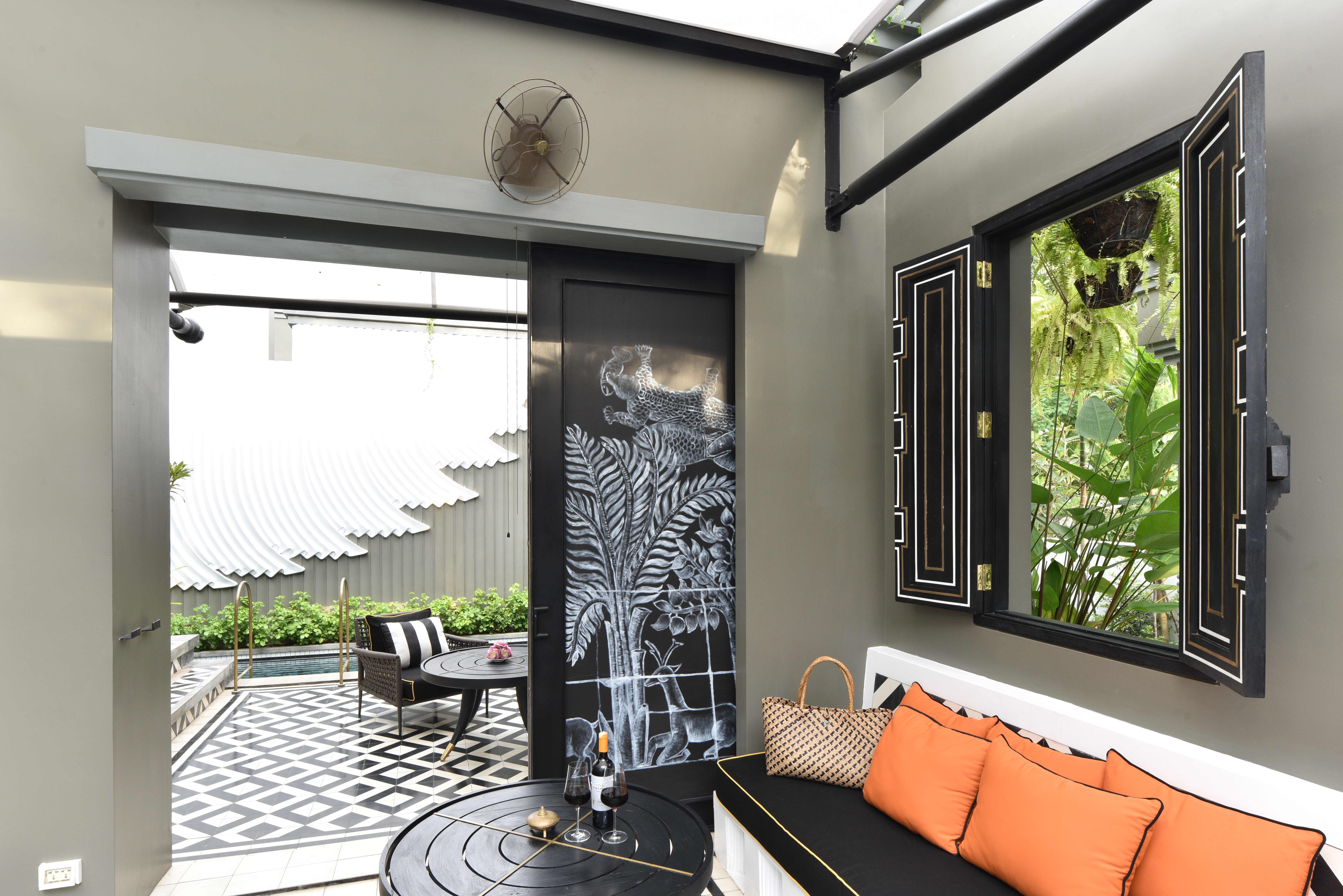 Villa Two Queen Beds