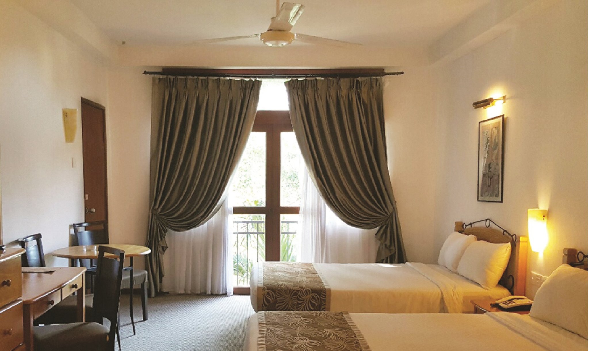 Double or Twin Standard