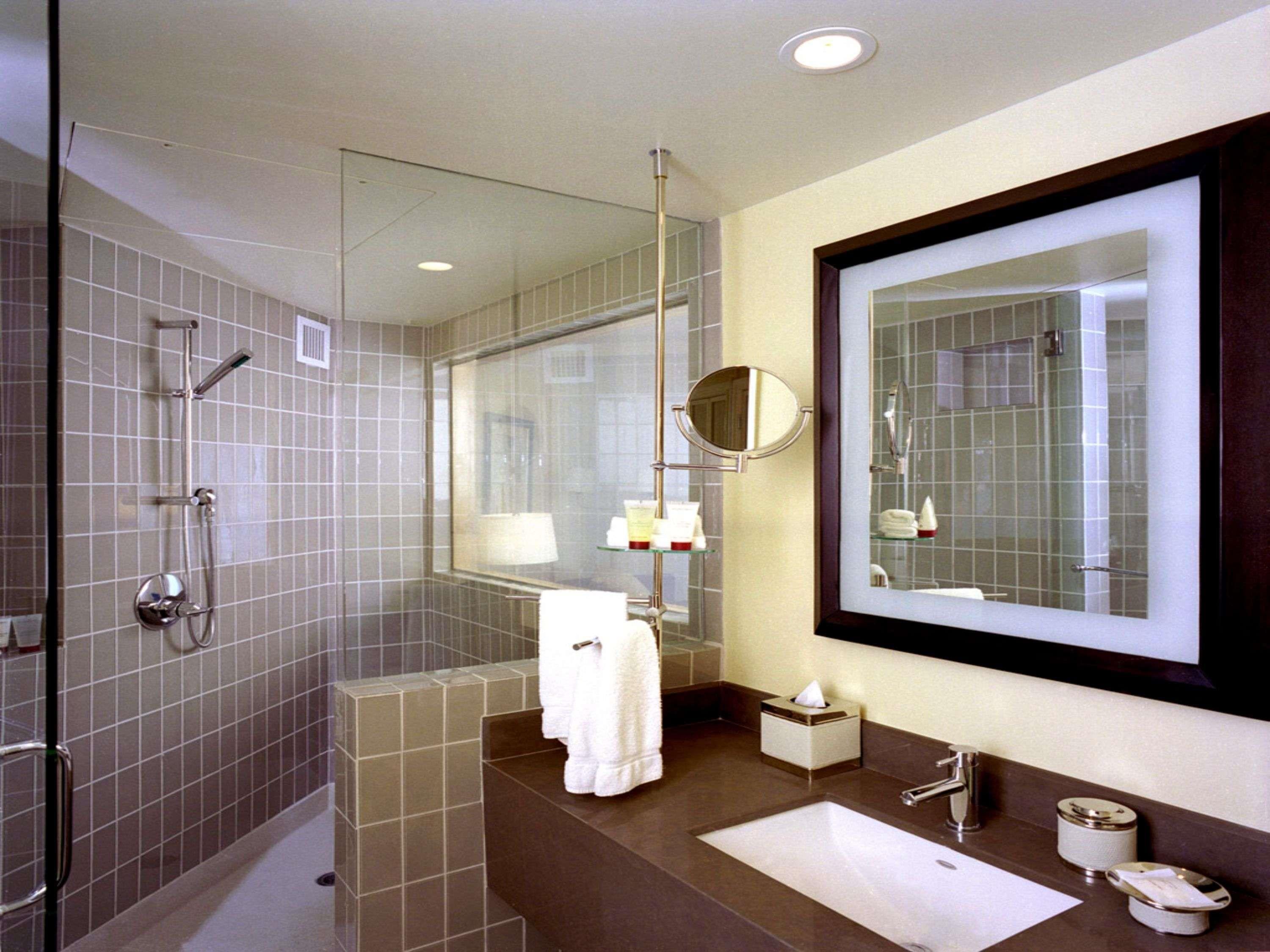 Double Superior King Bed