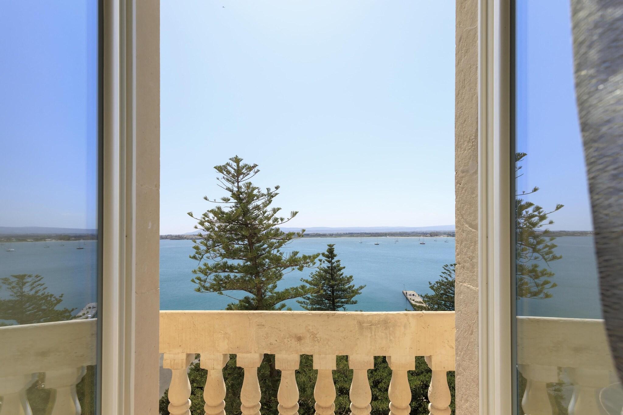 Junior Suite King Size Bed