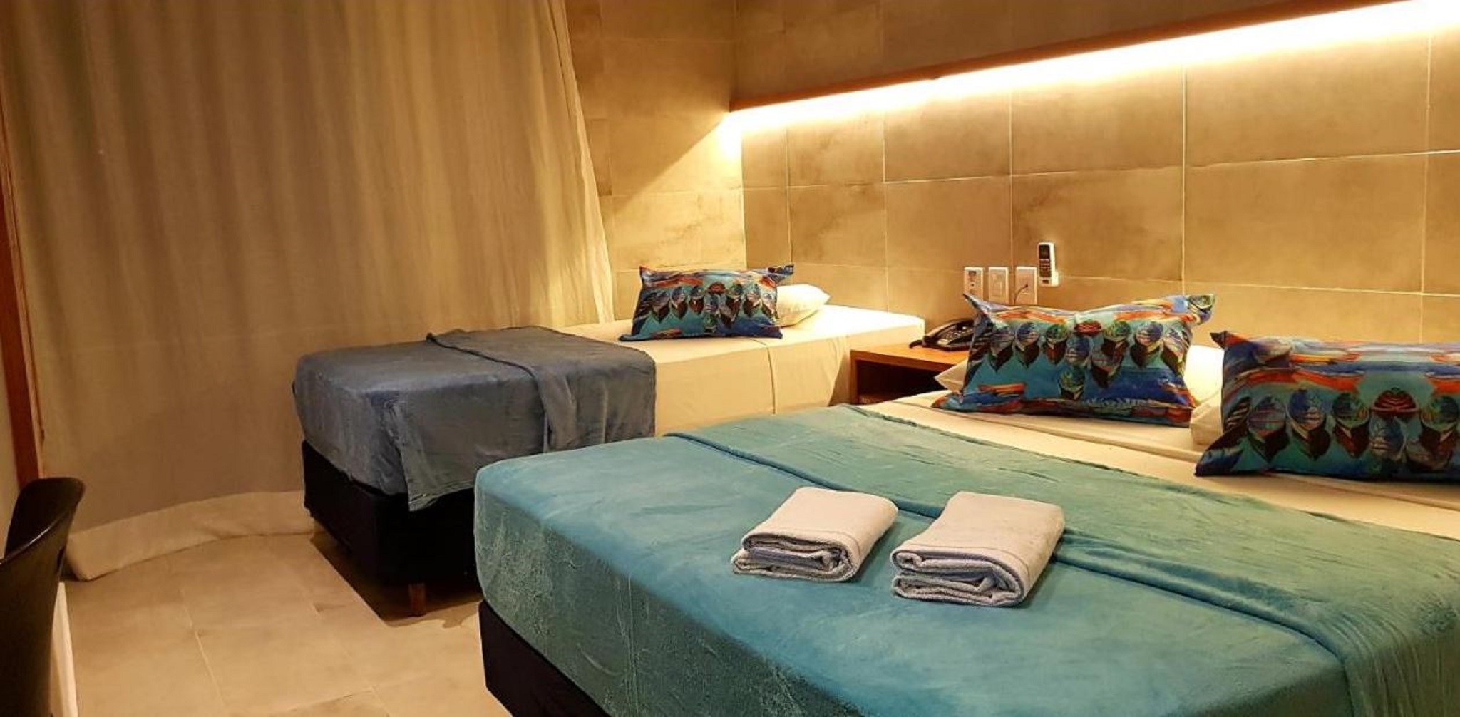 Family Room Capacity 5