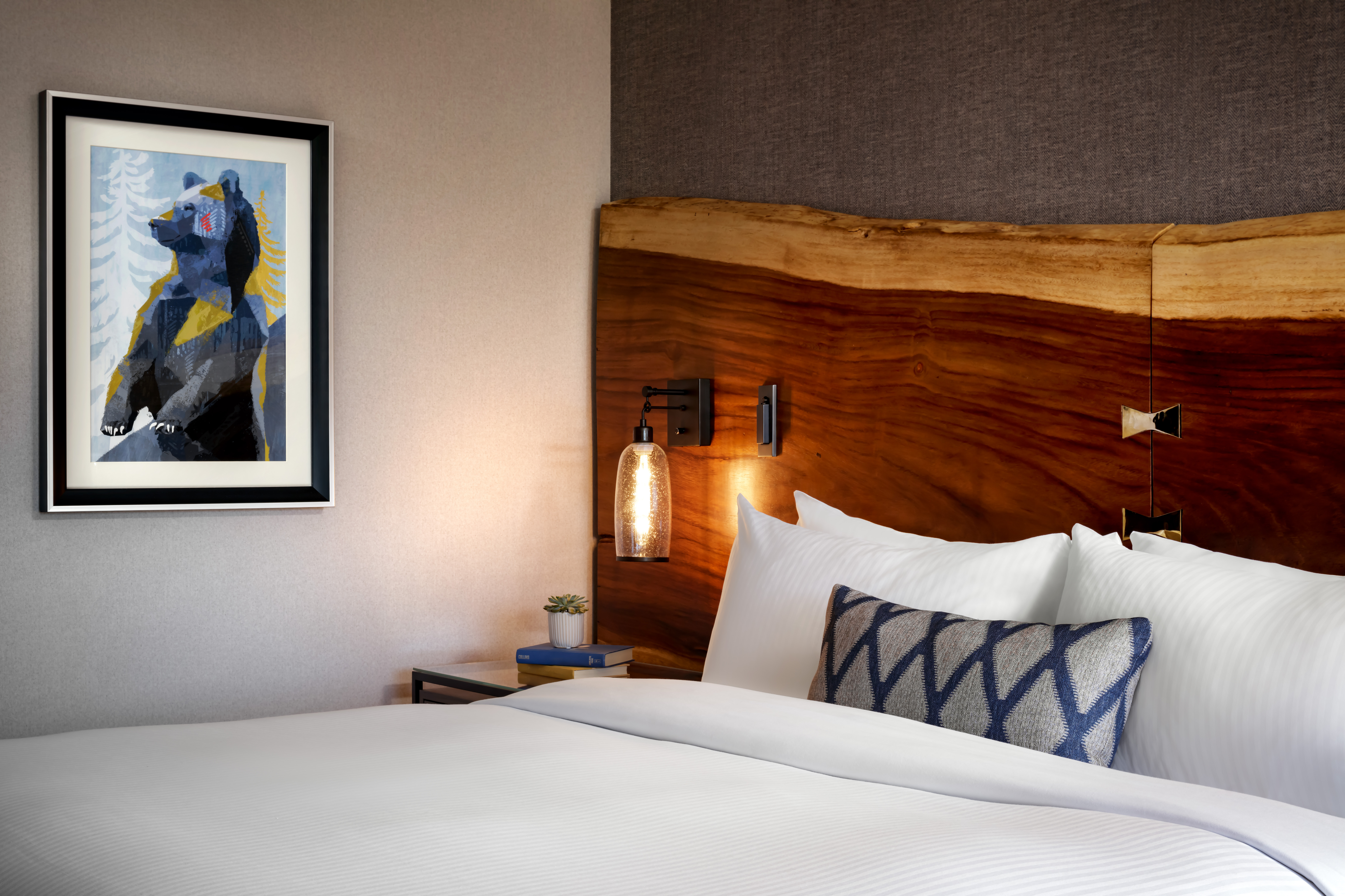 Room Deluxe King Bed