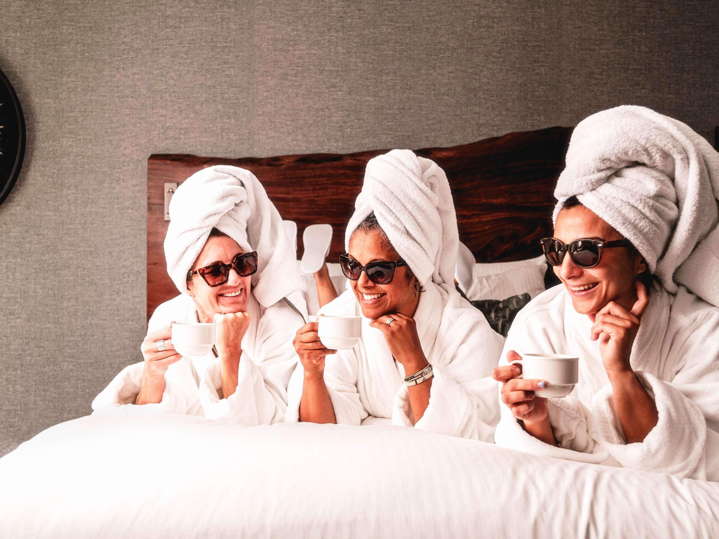 Twin Deluxe Two Queen Beds