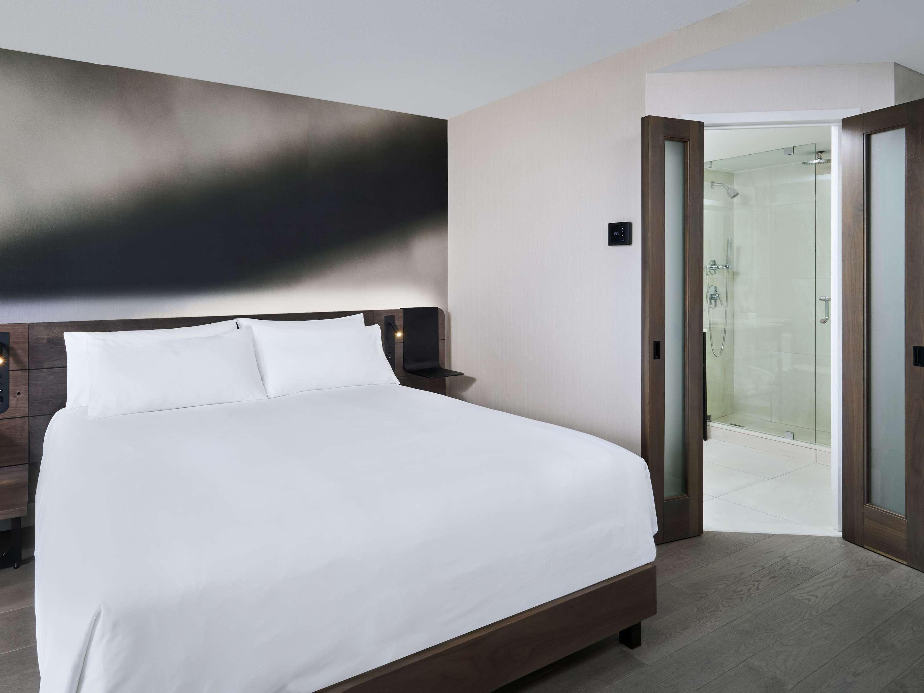 Double Executive King Bed