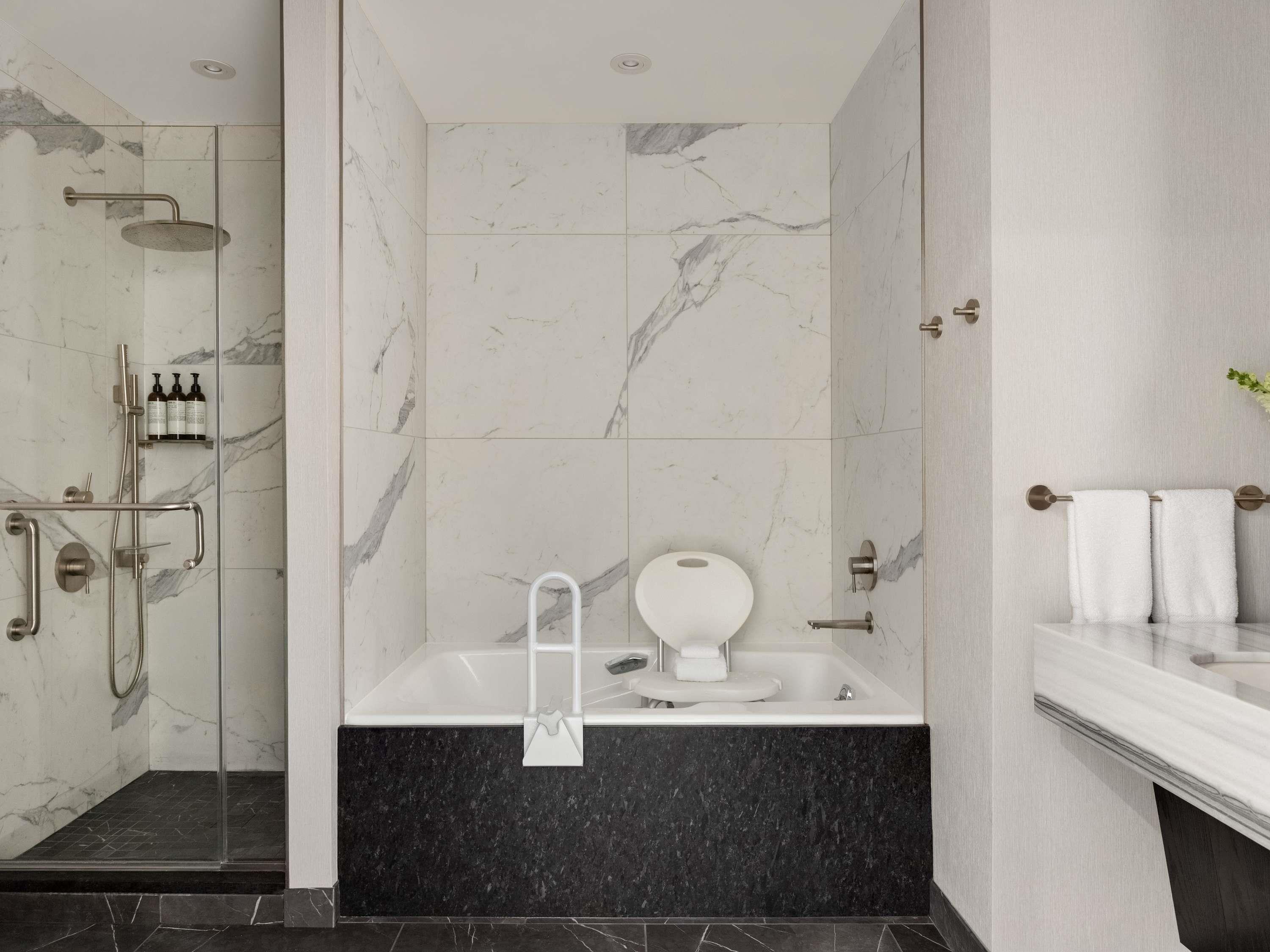 Room Deluxe with Balcony