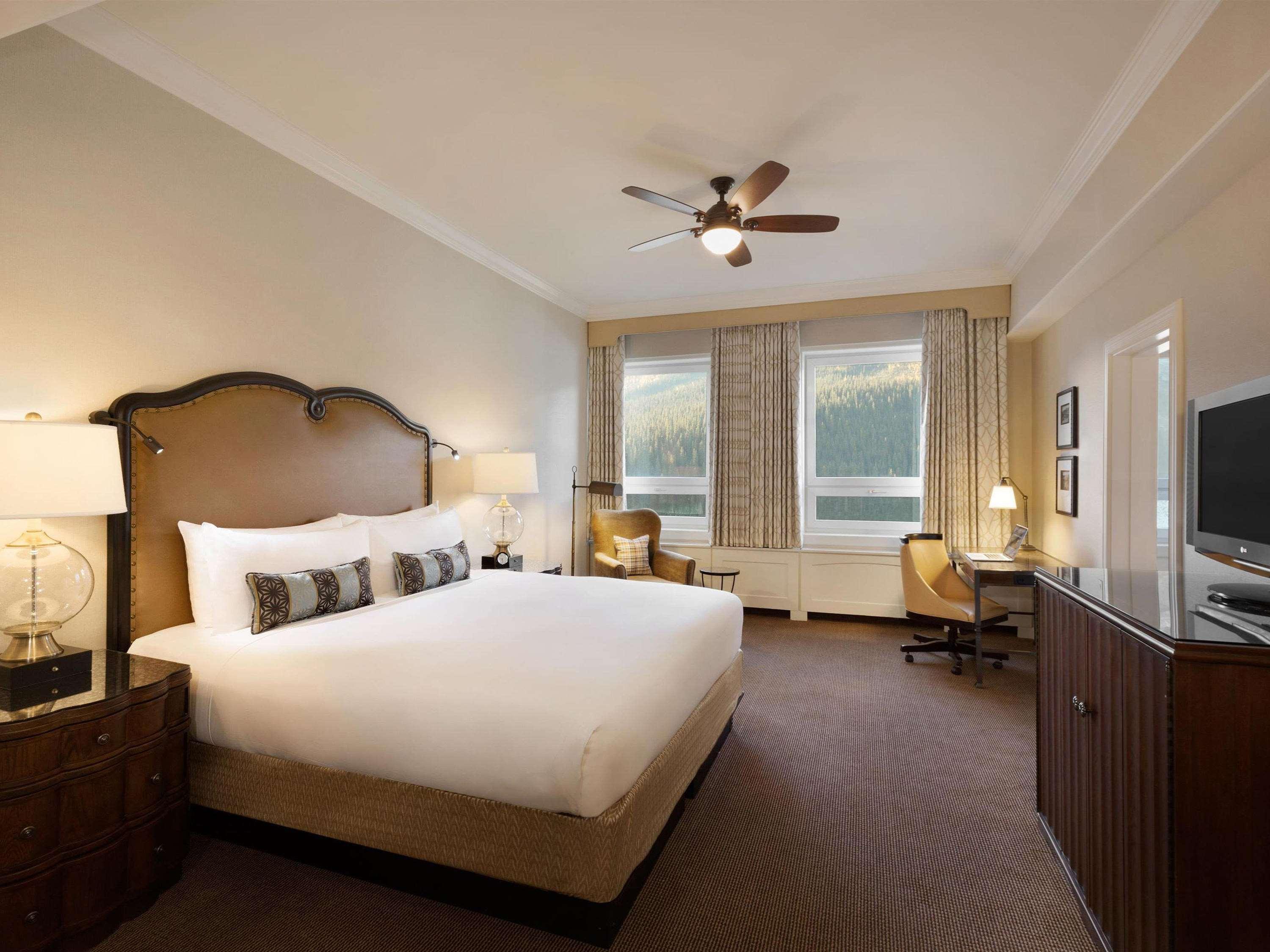 Double Deluxe King Bed