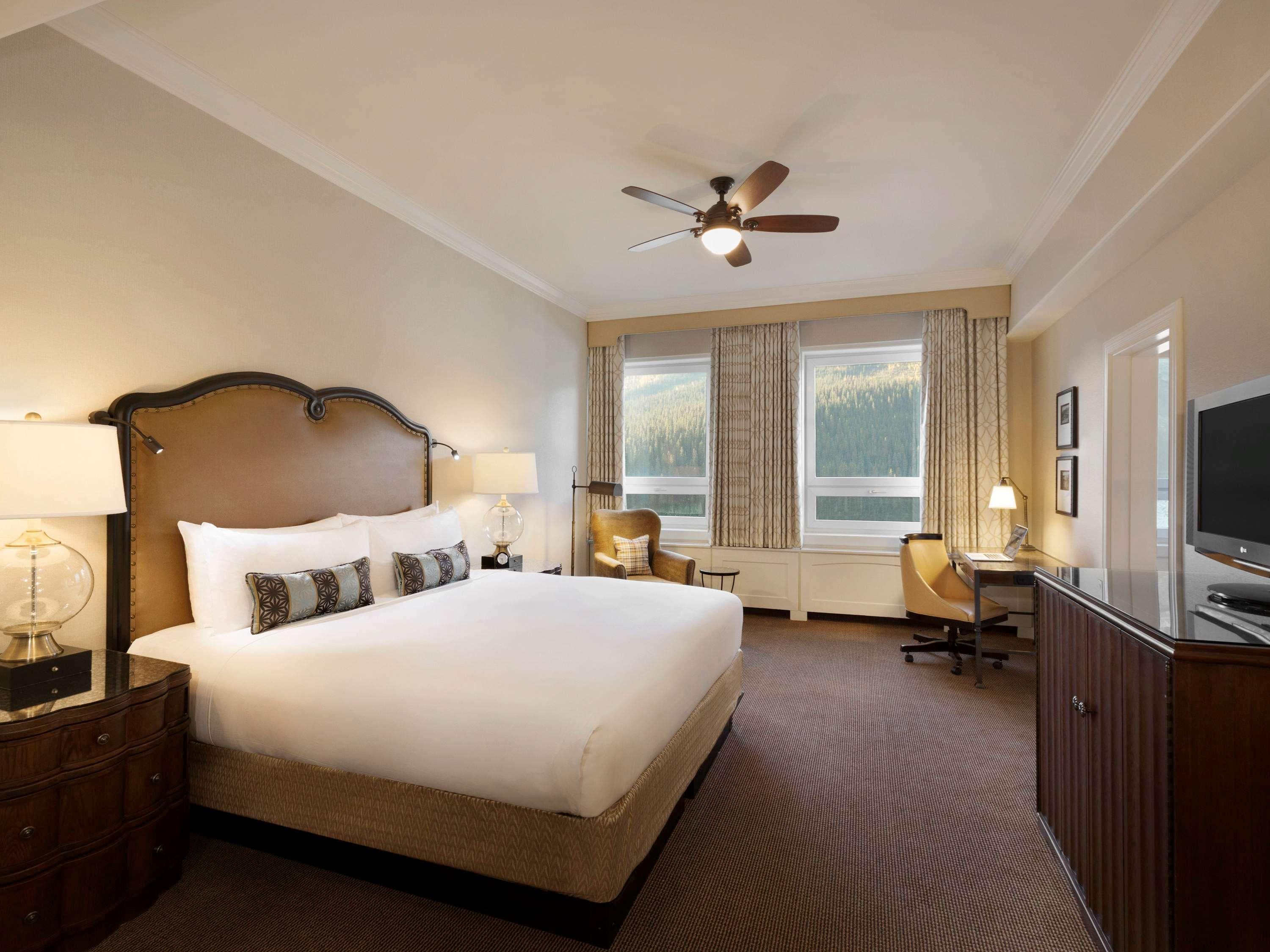 Room Deluxe King Bed