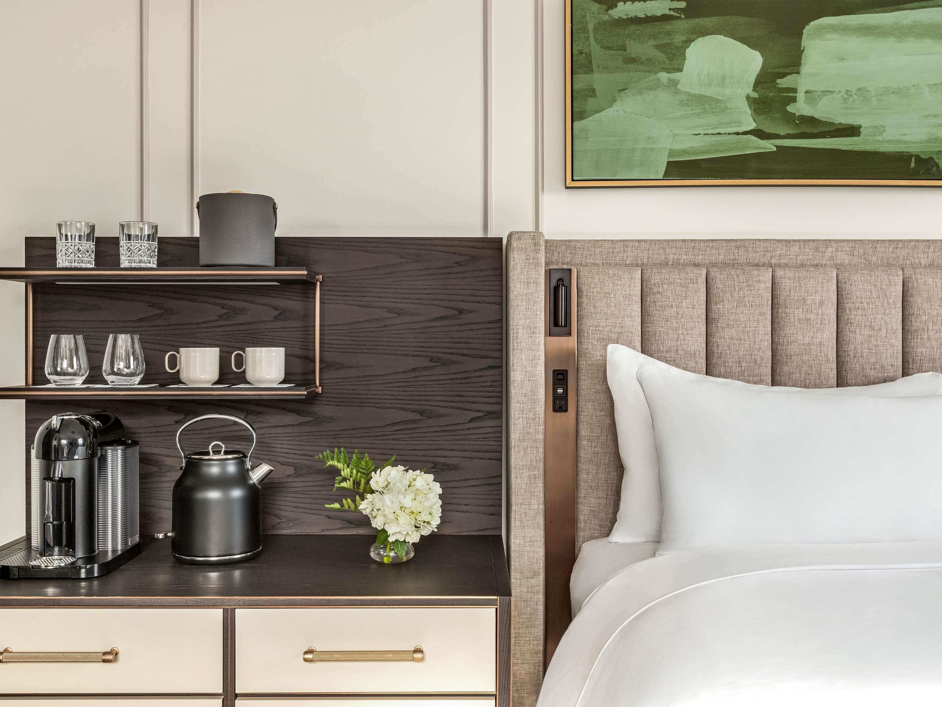 Double Deluxe King Bed