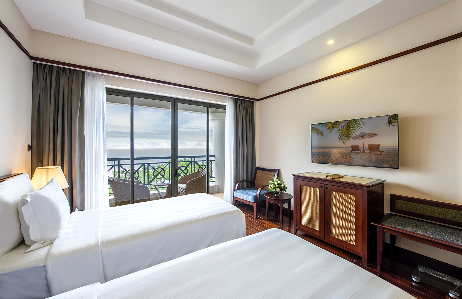 Twin Deluxe Ocean View